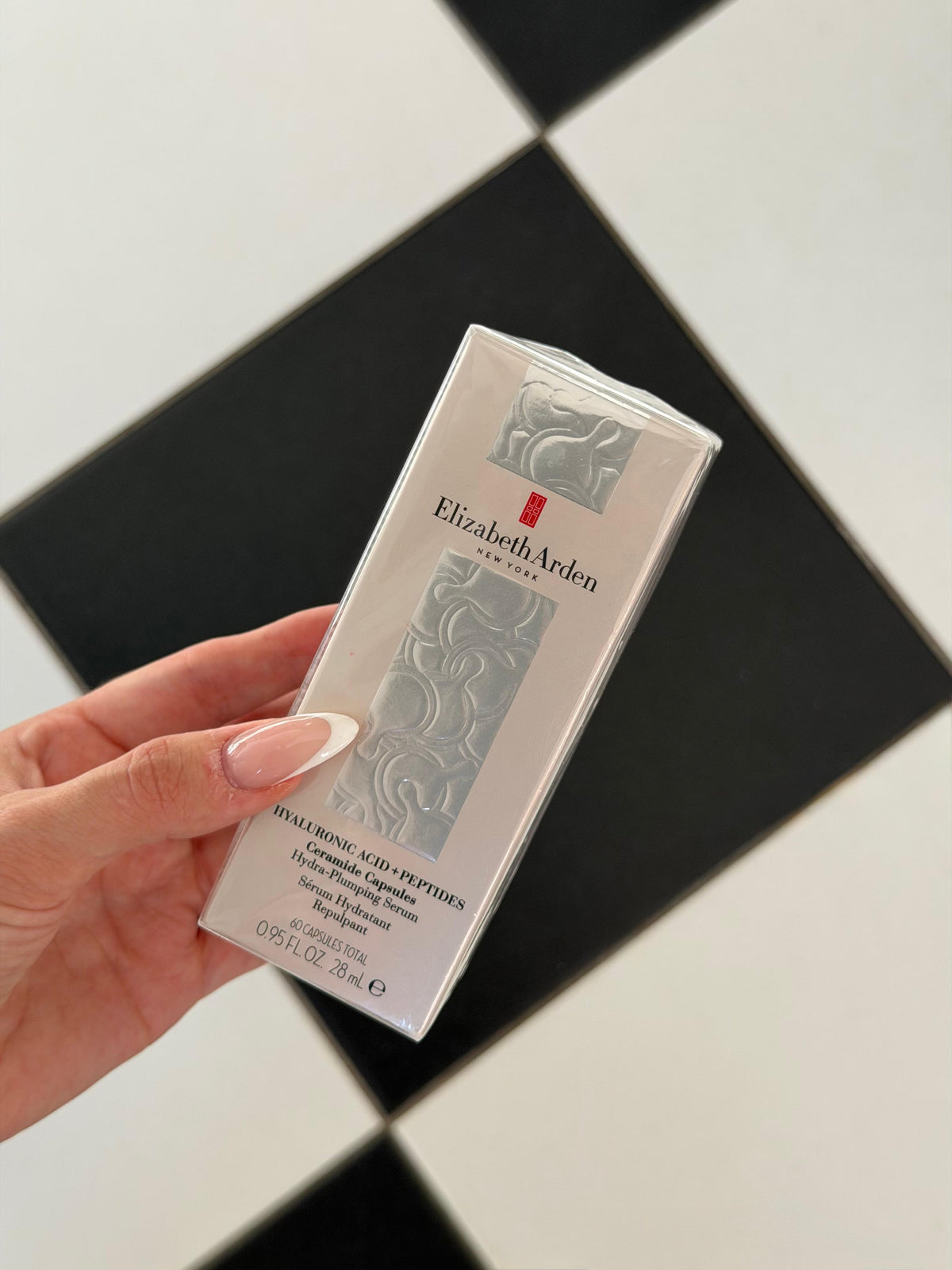 ELIZABETH ARDEN Hyaluronic Acid + Peptides Hydra-Plumping Serum