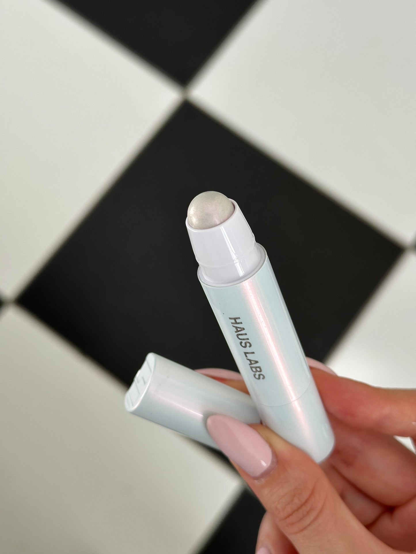 HAUS LABS Bio-Radiant™ Glassy Highlighter Balm - Glassy Opal