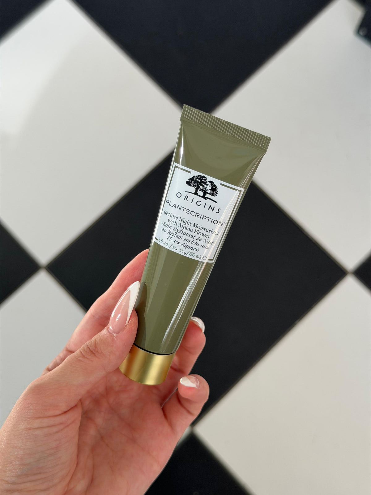 ORIGINS Plantscription™
Retinol Night Moisturizer With Alpin Flower - All Skin Types