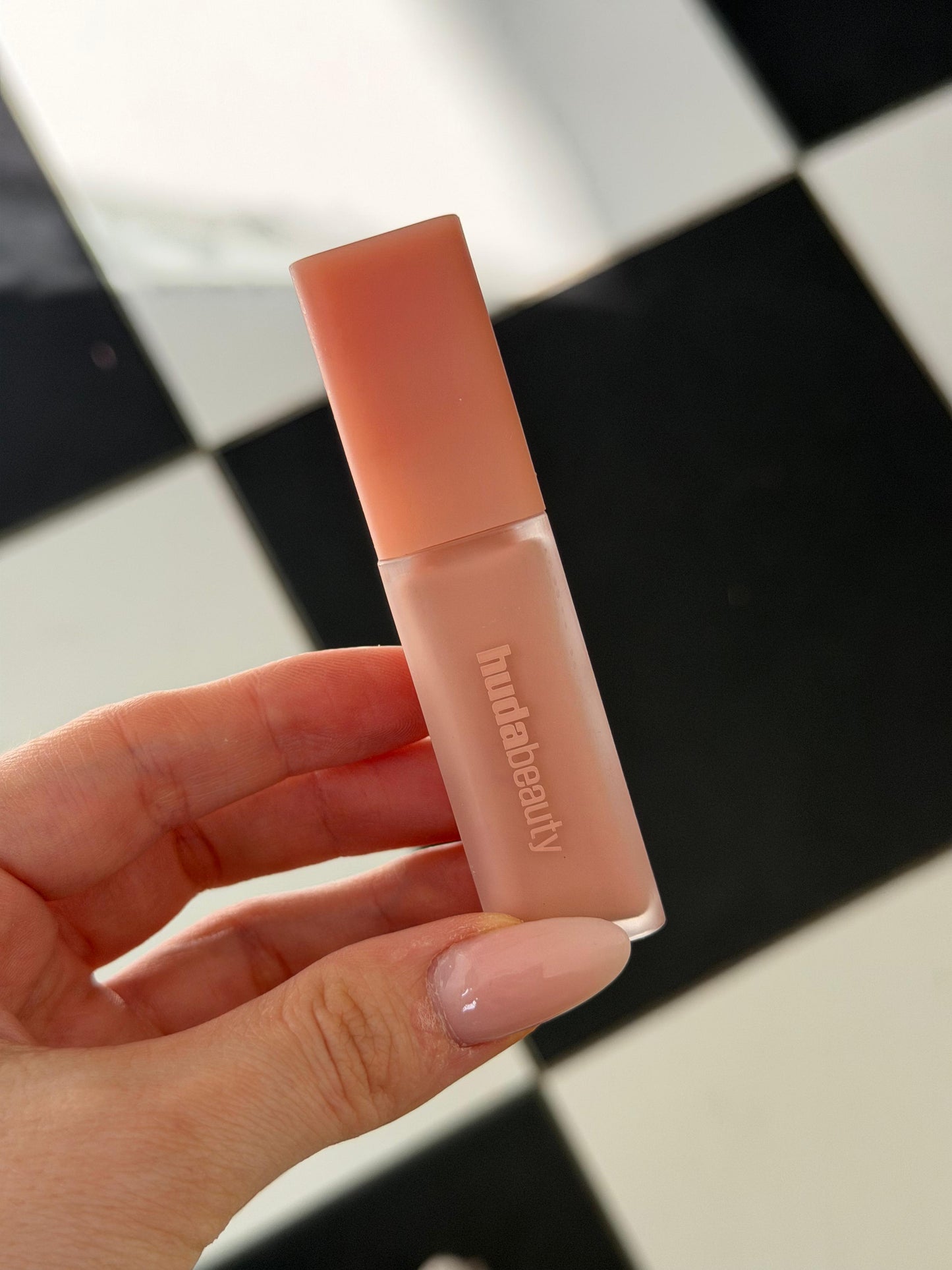 HUDA BEAUTY FauxFilter Luminous Matte Concealer - Pink Pomelo