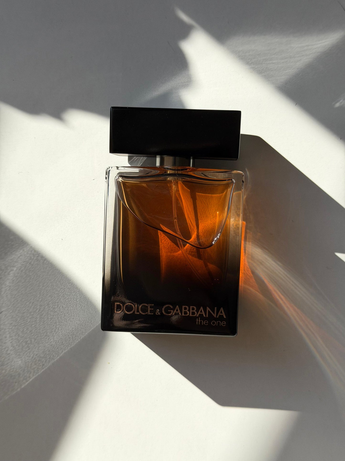 DOLCE&GABBANA The One Pour Homme - Eau De Parfum
Aromatic Ambery Notes