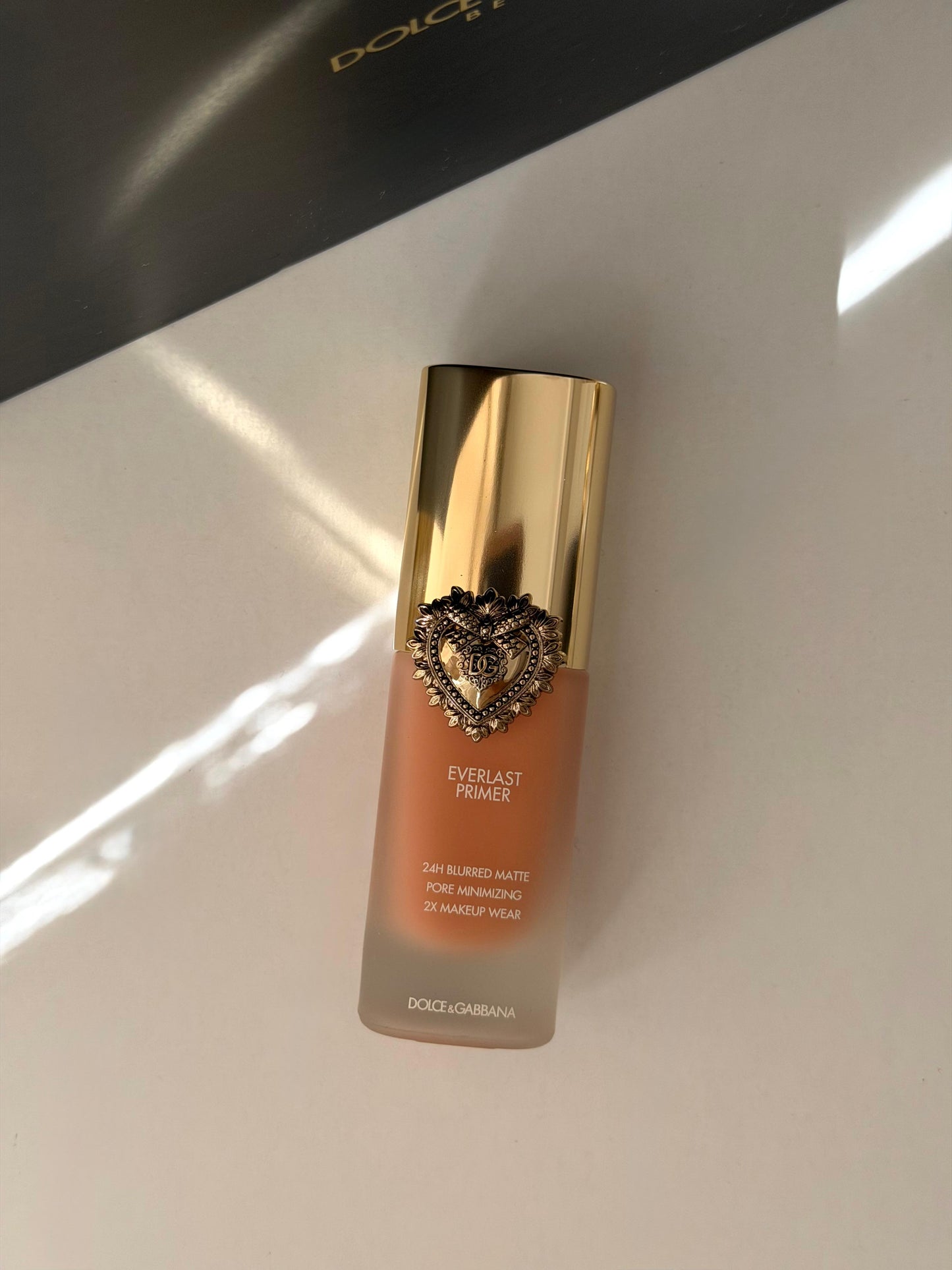 DOLCE&GABBANA Everlast Primer 24H Blurred Matte Pore Minimizing 2X Makeup Wear Translucent - Brightening Apricot Tone