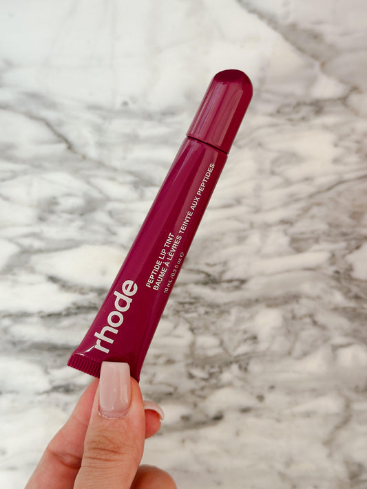 RHODE Peptide Lip Tint
The Tinted Lip Layer - Raspberry-Jelly