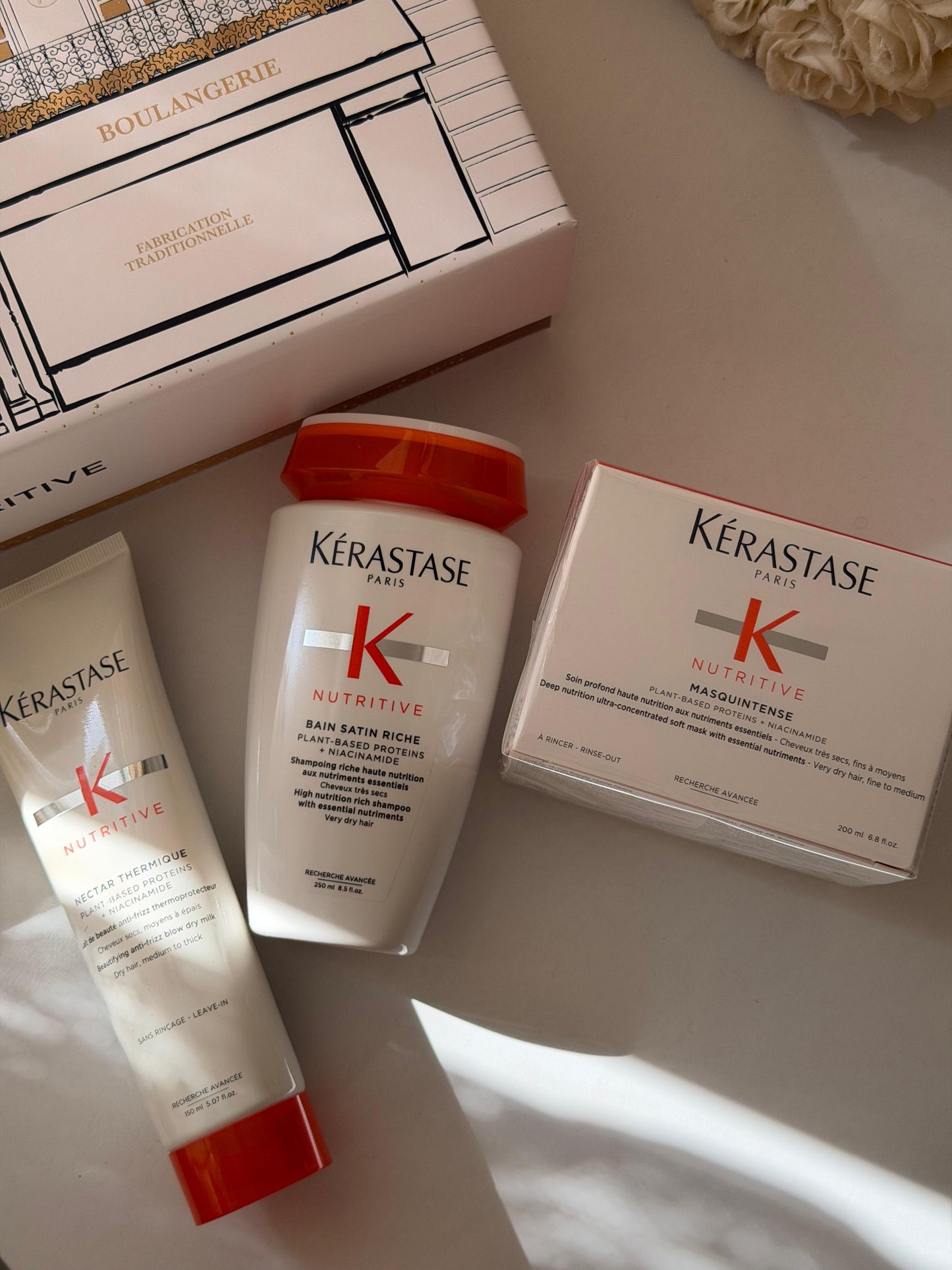 KÉRASTASE Nutritive
Fine To Medium Dry Hair Care Gift Set