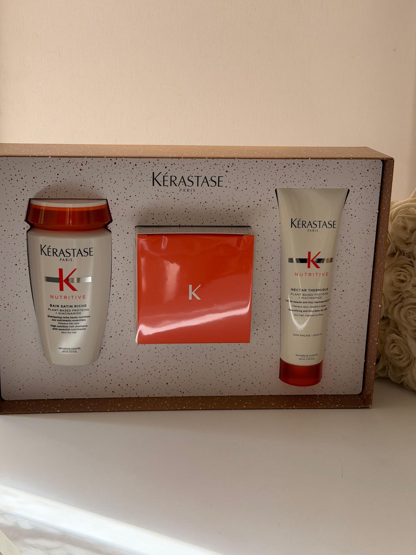 KÉRASTASE Nutritive
Fine To Medium Dry Hair Care Gift Set