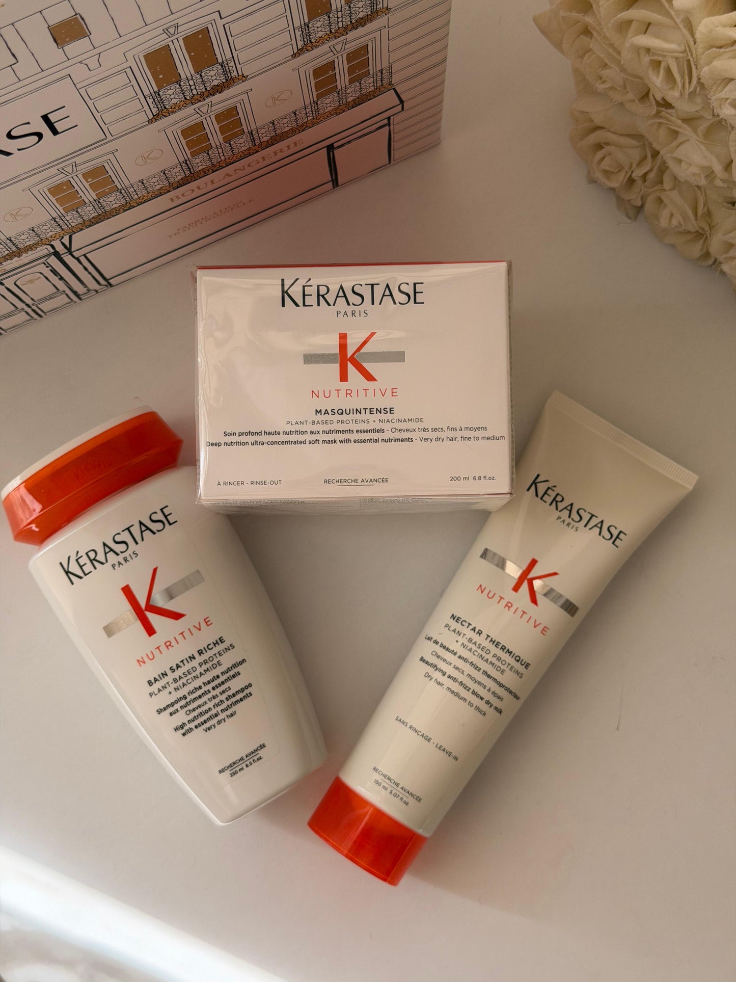 KÉRASTASE Nutritive
Fine To Medium Dry Hair Care Gift Set
