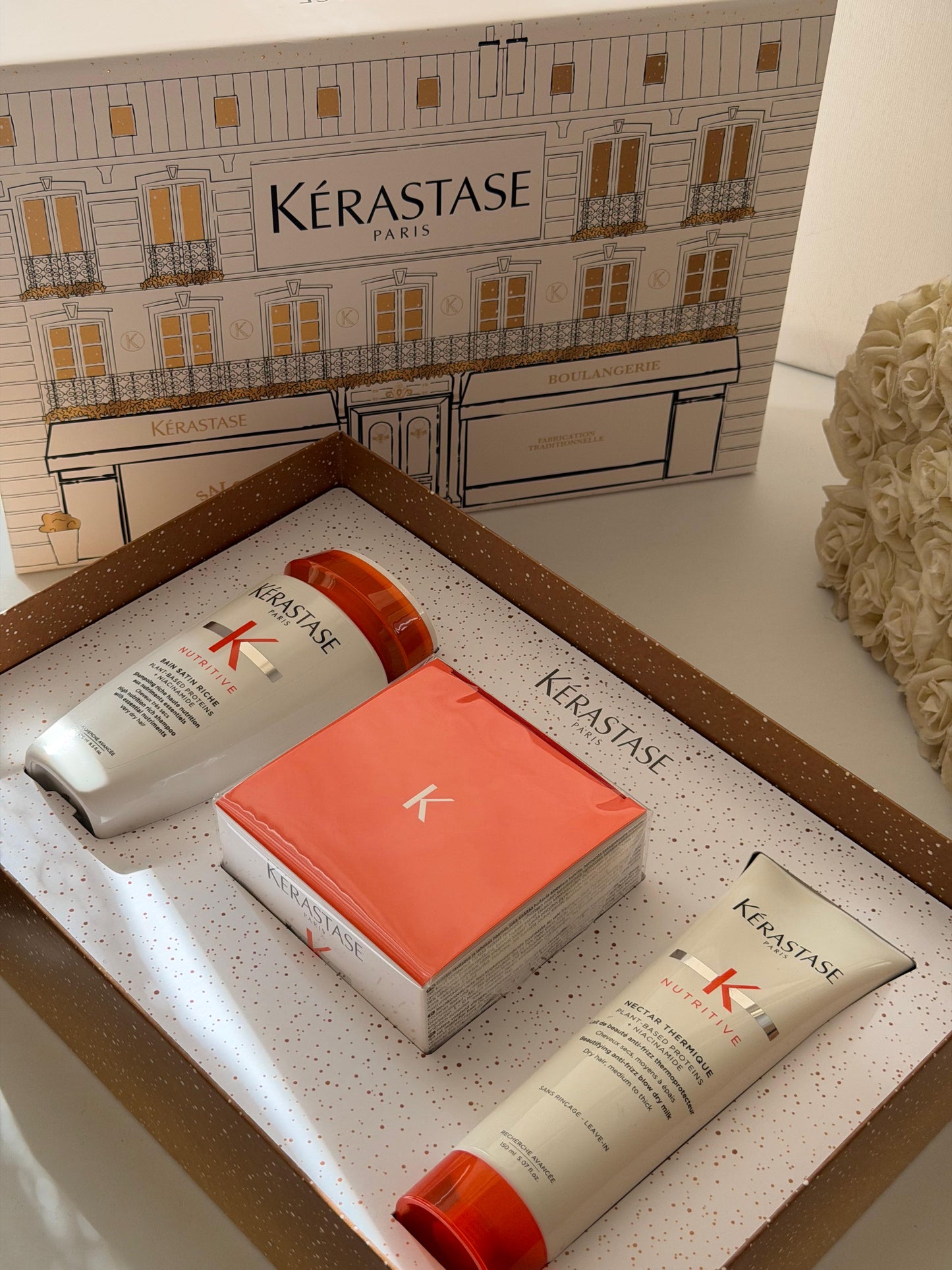 KÉRASTASE Nutritive
Fine To Medium Dry Hair Care Gift Set