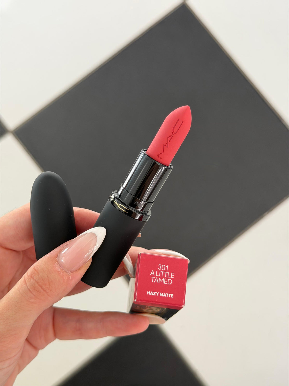 MAC PowderKiss Hazy Matte Lipstick (301) 
10HR Hydrating Longwear, Blurs Lips