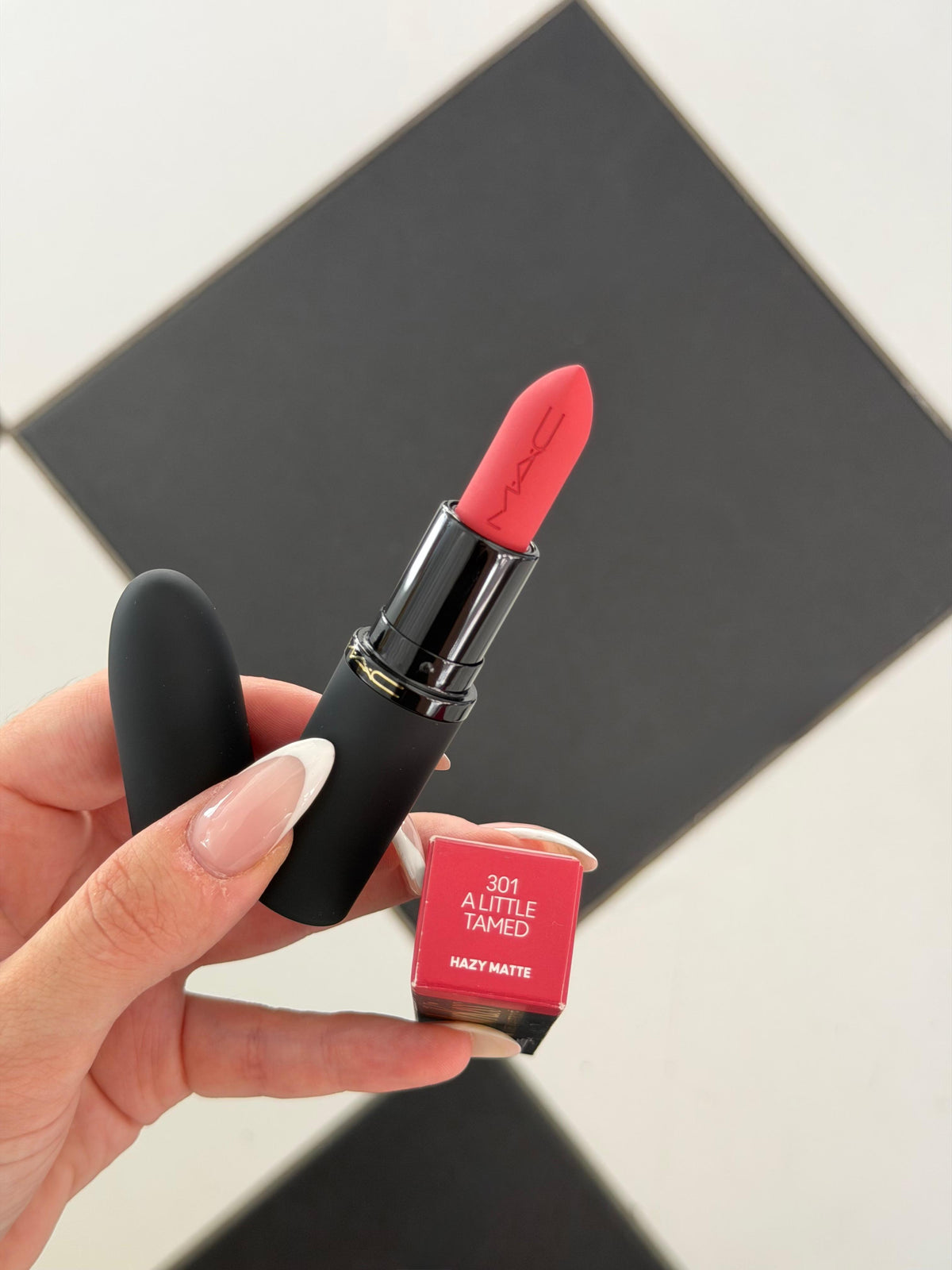 MAC PowderKiss Hazy Matte Lipstick (301) 
10HR Hydrating Longwear, Blurs Lips