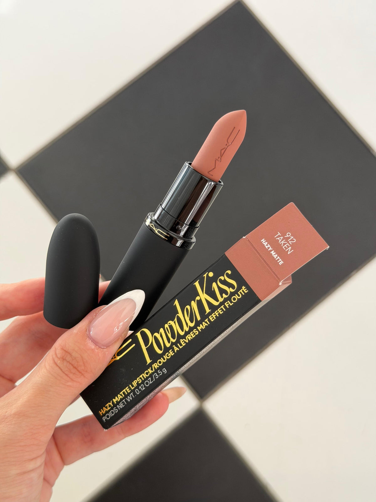 MAC PowderKiss Hazy Matte Lipstick (912) 
10HR Hydrating Longwear, Blurs Lips