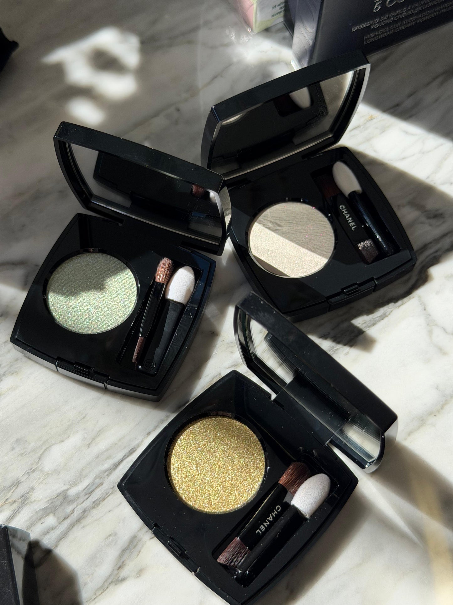 CHANEL Ombre Essentielle Multi-Use Longwearing Eyeshadow (224)