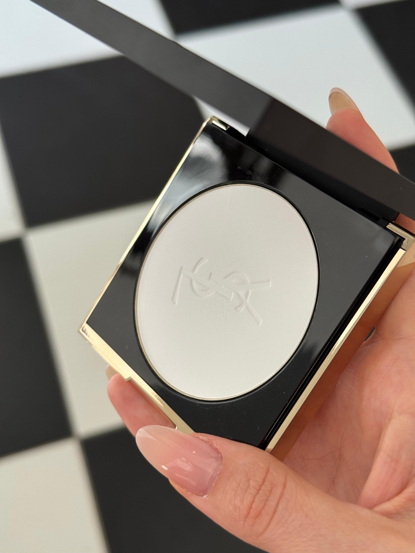 YSL All Hours Setting Powder - All Day Matte Wear, Invisible Coverage