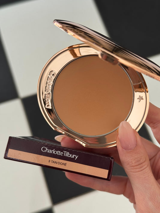 CHARLOTTE TILBURY Airbrush Flawless Finish (3)
Complexion Perfecting Micro Powder