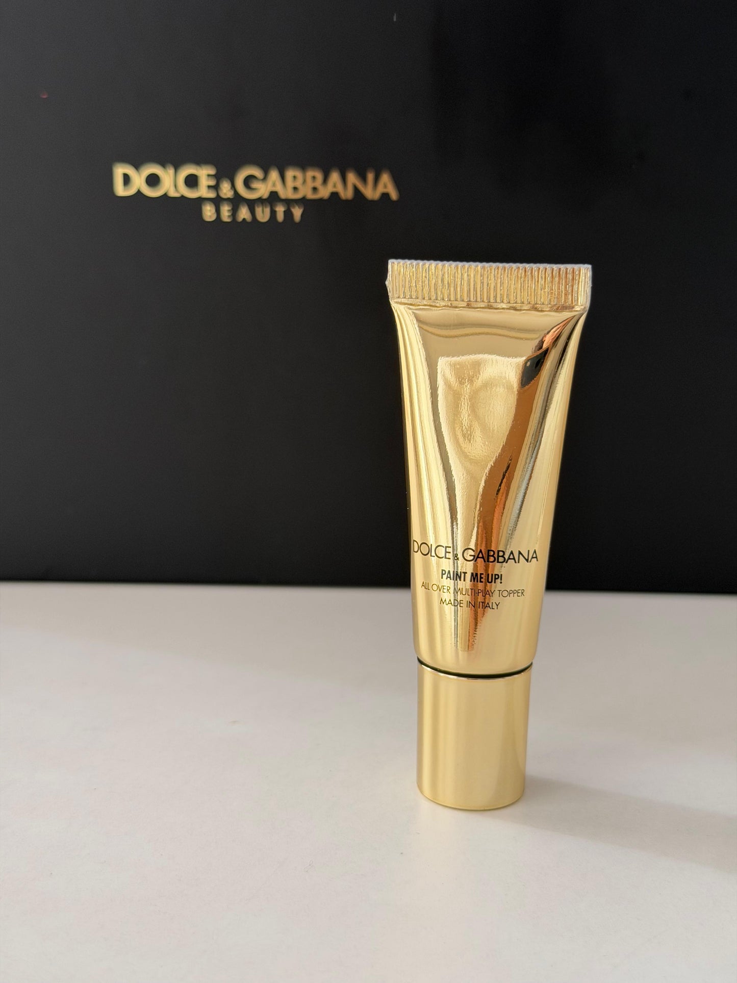 DOLCE&GABBANA Paint Me Up!
All Over Multi-Play Pigment For Face, Eyes And Lips (06)