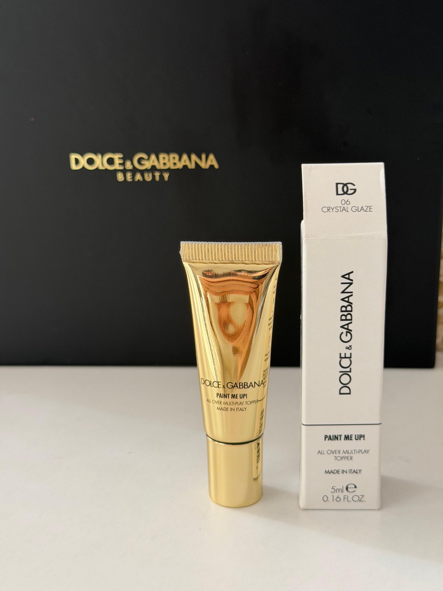 DOLCE&GABBANA Paint Me Up!
All Over Multi-Play Pigment For Face, Eyes And Lips (06)
