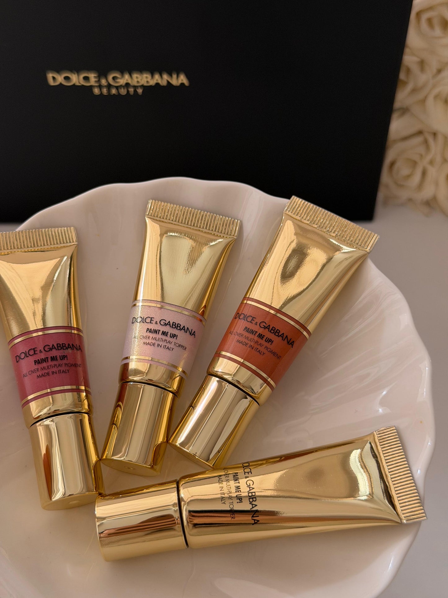 DOLCE&GABBANA Paint Me Up!
All Over Multi-Play Pigment For Face, Eyes And Lips (06)