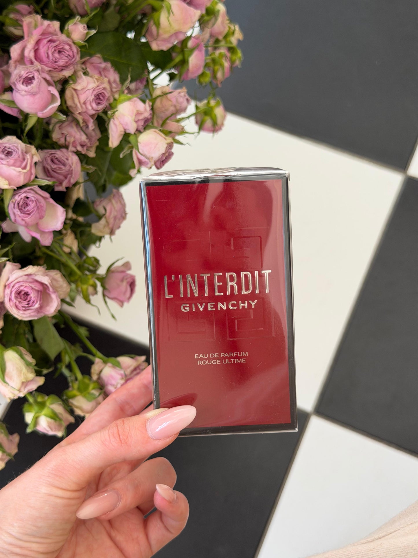 GIVENCHY L’Interdit Rouge Ultime Eau de Parfum - Floral, Woody, Warm