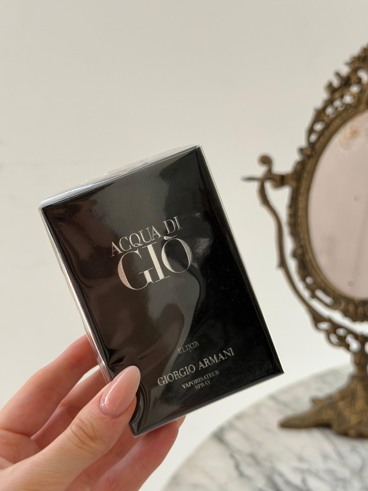 ARMANI Acqua Di Gio Elixir
Woody Fragrance With Aquatic Depth And Intensity