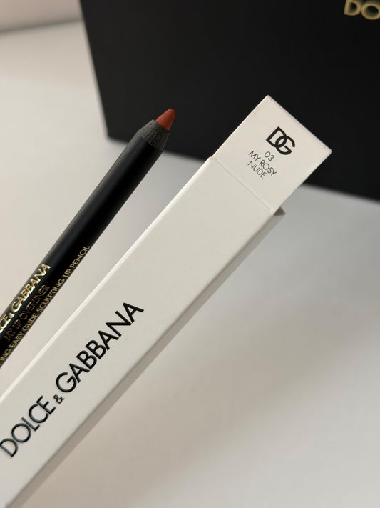DOLCE&GABBANA My Lip Overliner
8H Lasting Easy Glide Sculpting Lip Pencil (03)
