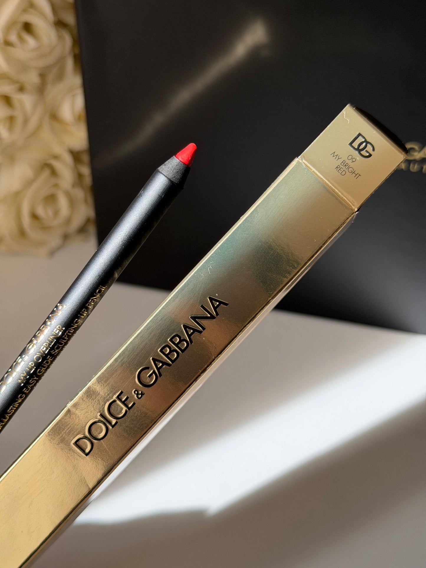 DOLCE&GABBANA My Lip Overliner
8H Lasting Easy Glide Sculpting Lip Pencil (09)