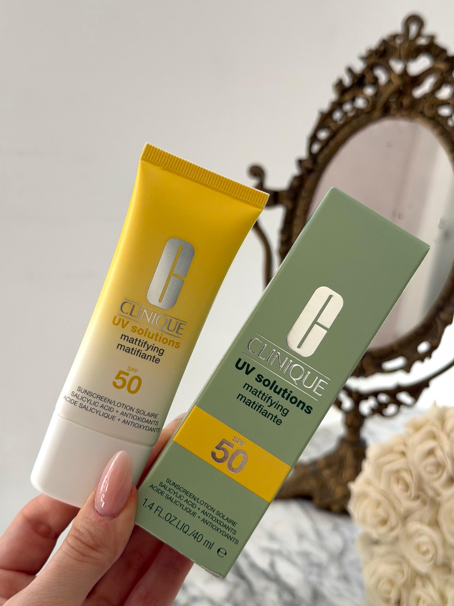 CLINIQUE UV Solutions Mattifying Sunscreen Broad Spectrum SPF50/PA++++