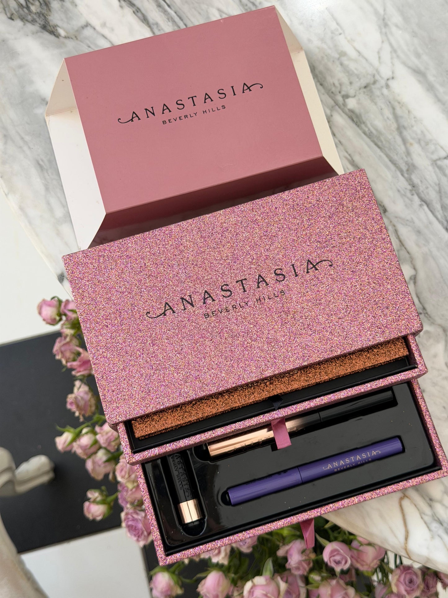 ANASTASIA BEVERLY HILLS
Eyeshadow Sultry Palette Vault Gift Set