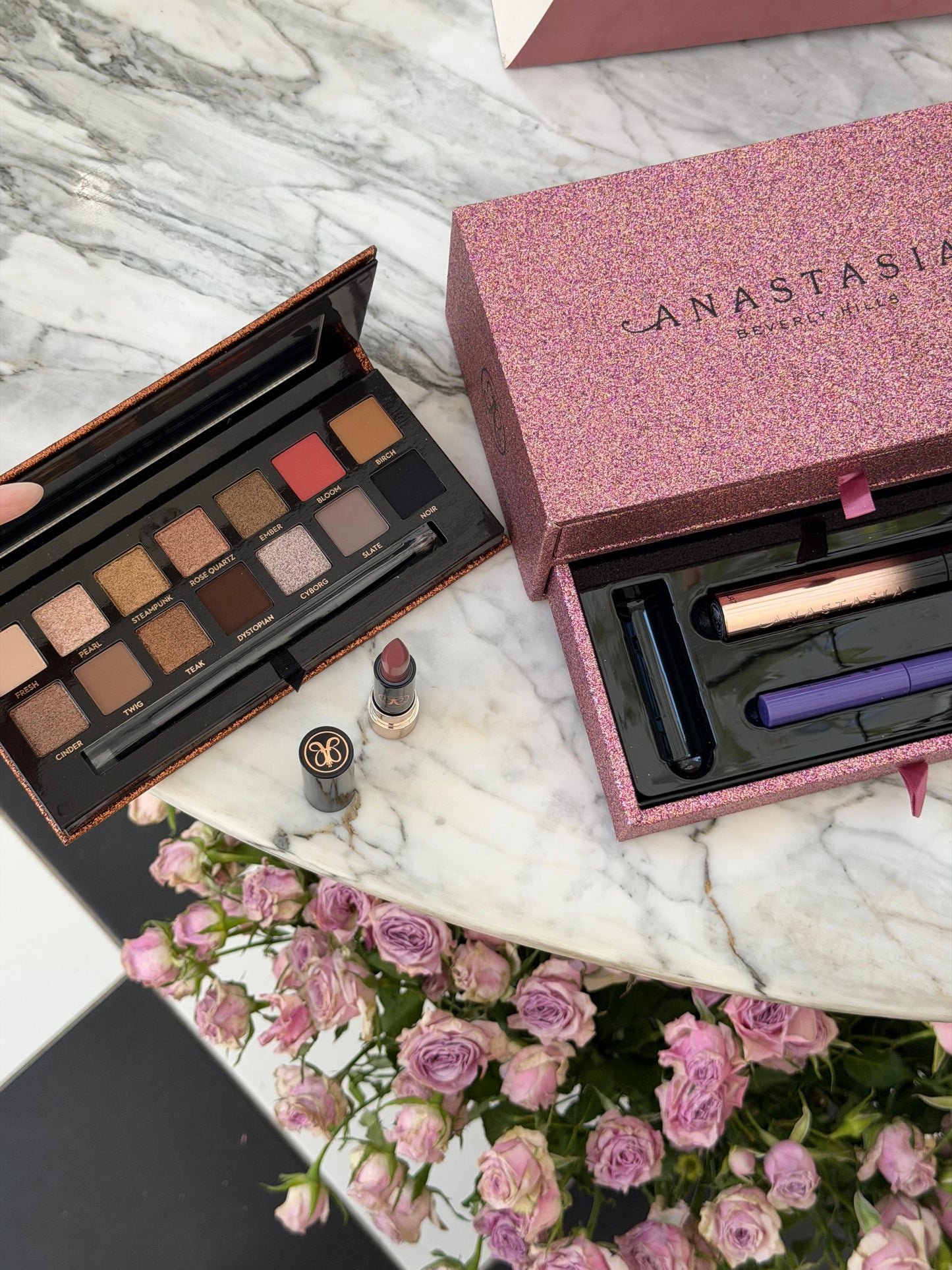 ANASTASIA BEVERLY HILLS
Eyeshadow Sultry Palette Vault Gift Set