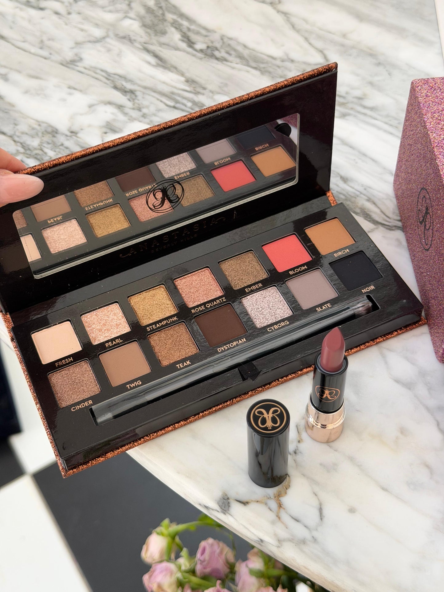 ANASTASIA BEVERLY HILLS
Eyeshadow Sultry Palette Vault Gift Set