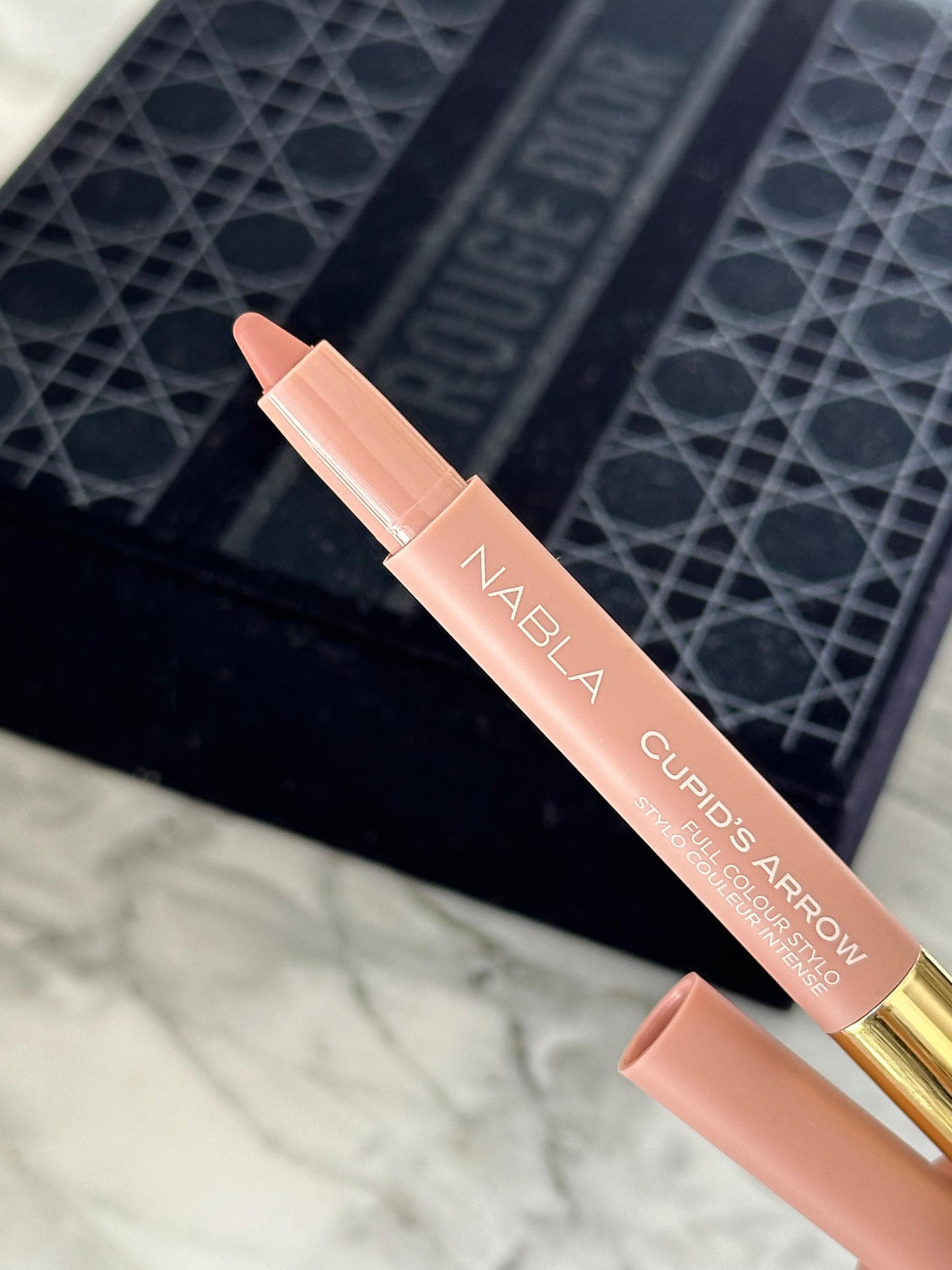 NABLA Cupid's Arrow - Nude
Longwear Multi-Functional Stylo