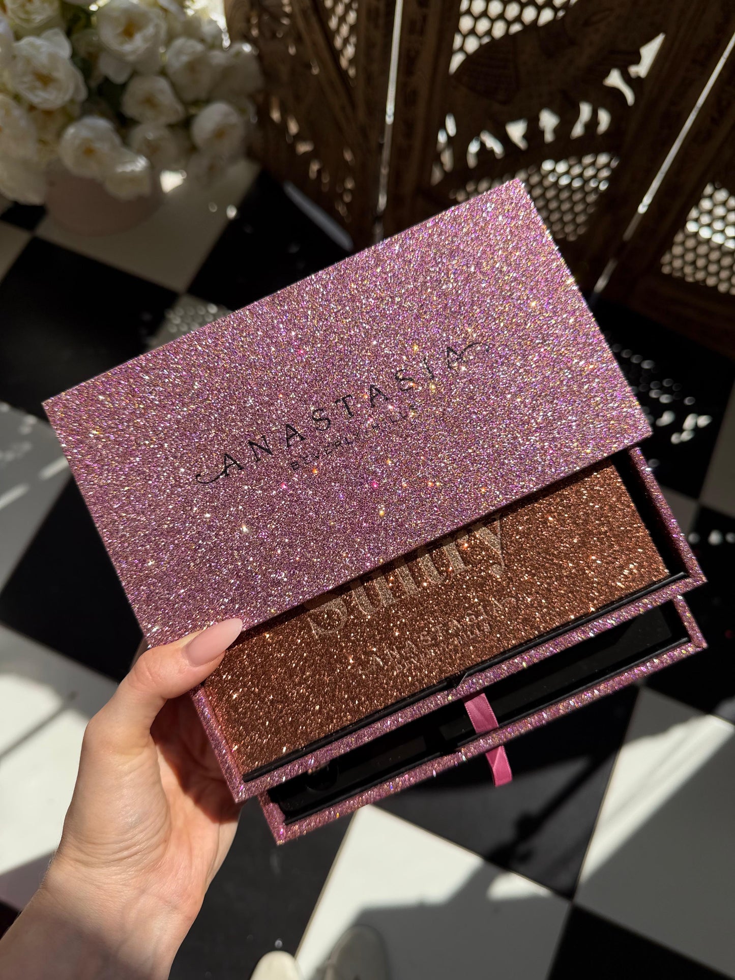 ANASTASIA BEVERLY HILLS
Eyeshadow Sultry Palette Vault Gift Set