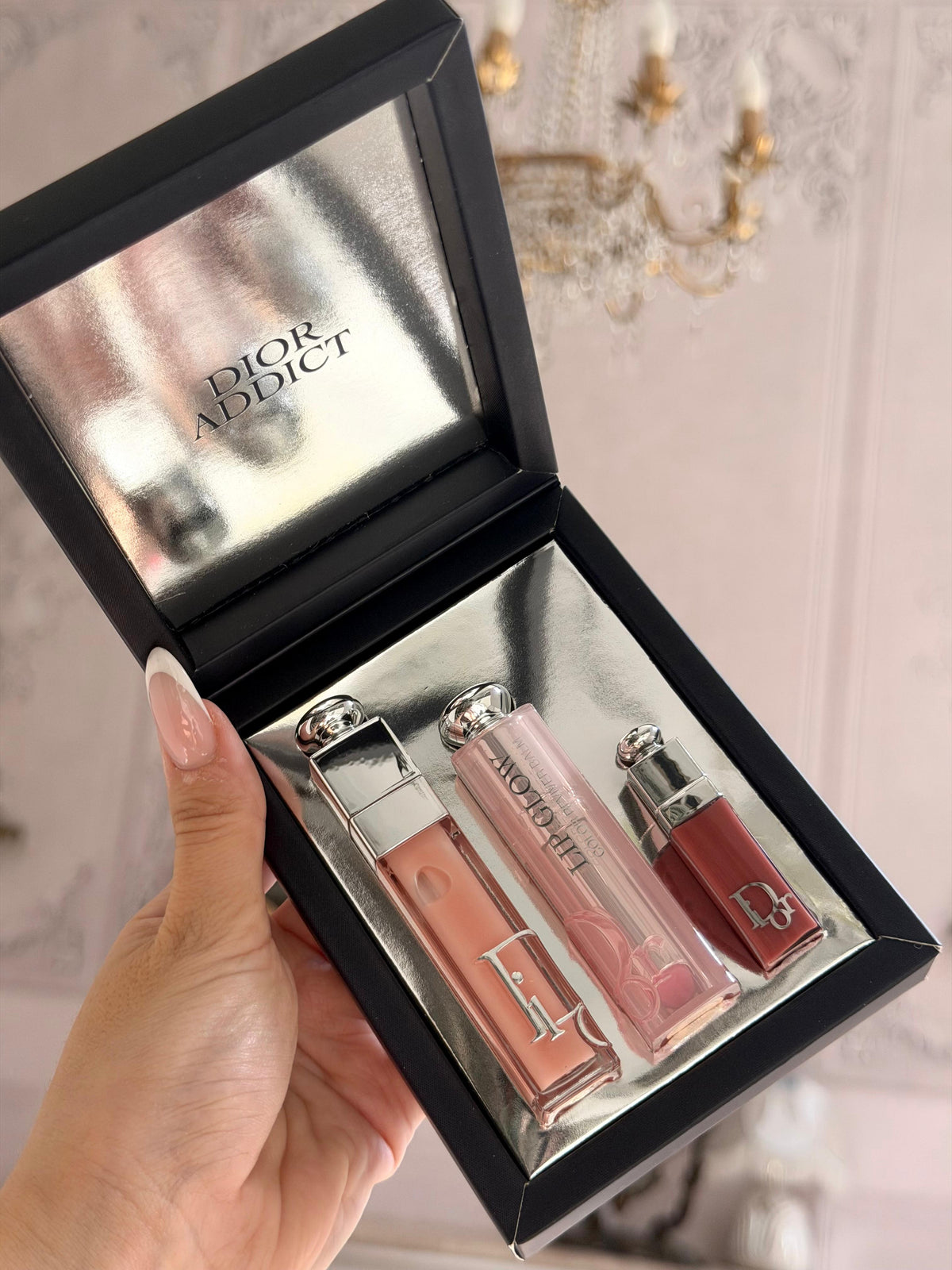 DIOR Addict Trio Lip Gloss Gift Set
Hydrating Lip Balm and Plumping Gloss