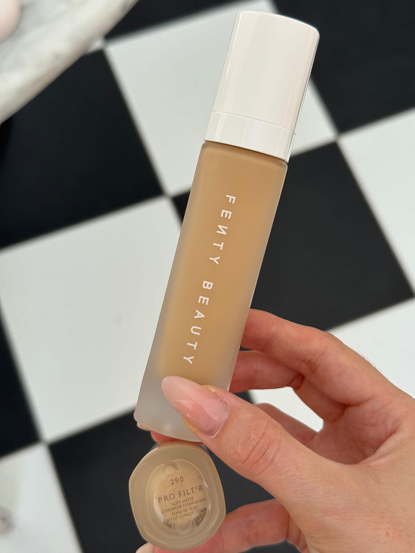 FENTY BEAUTY Pro Filt'r Soft Matte Longwear Foundation