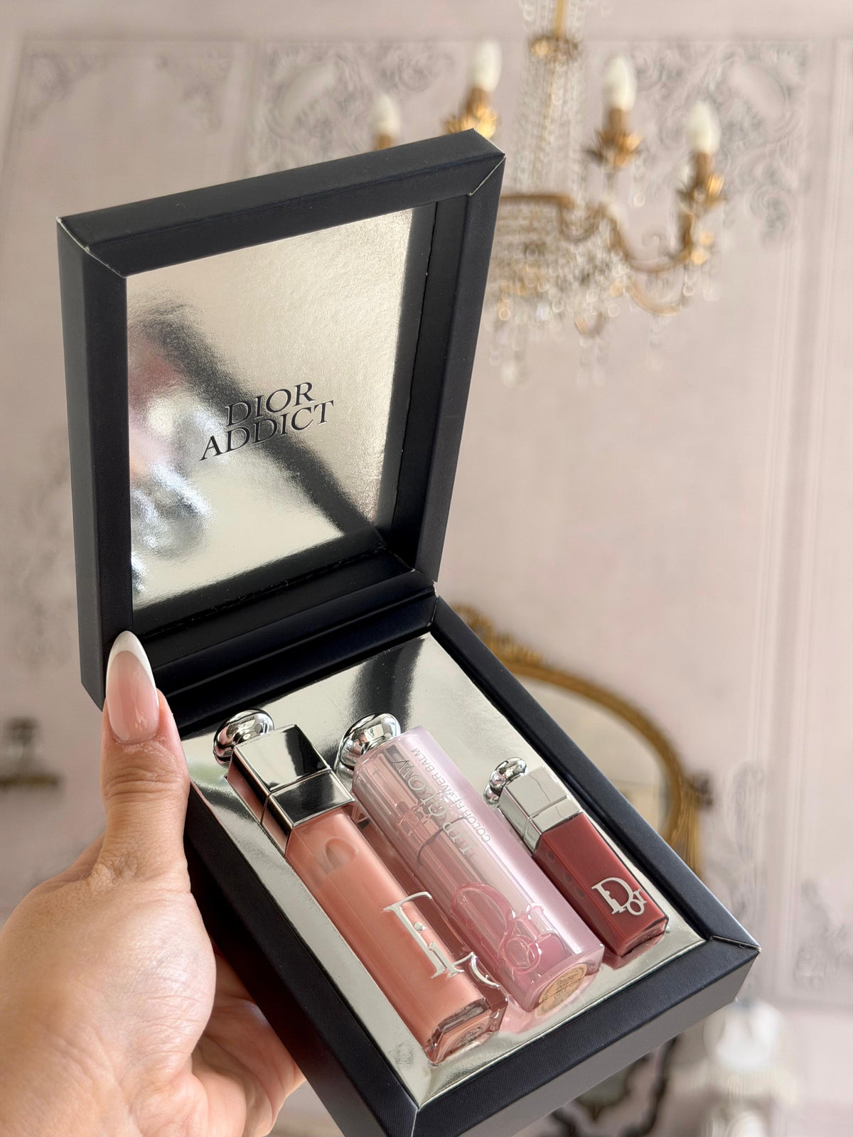 DIOR Addict Trio Lip Gloss Gift Set
Hydrating Lip Balm and Plumping Gloss
