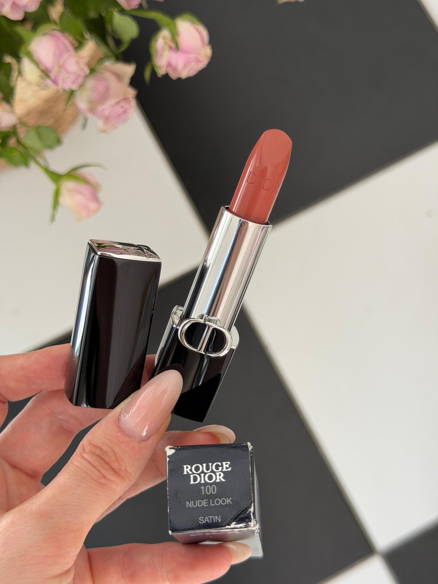 DIOR Rouge (New)
Lipstick Satin, Matte, Velvet (100) Hydrating Floral Lip Care - Long Wear