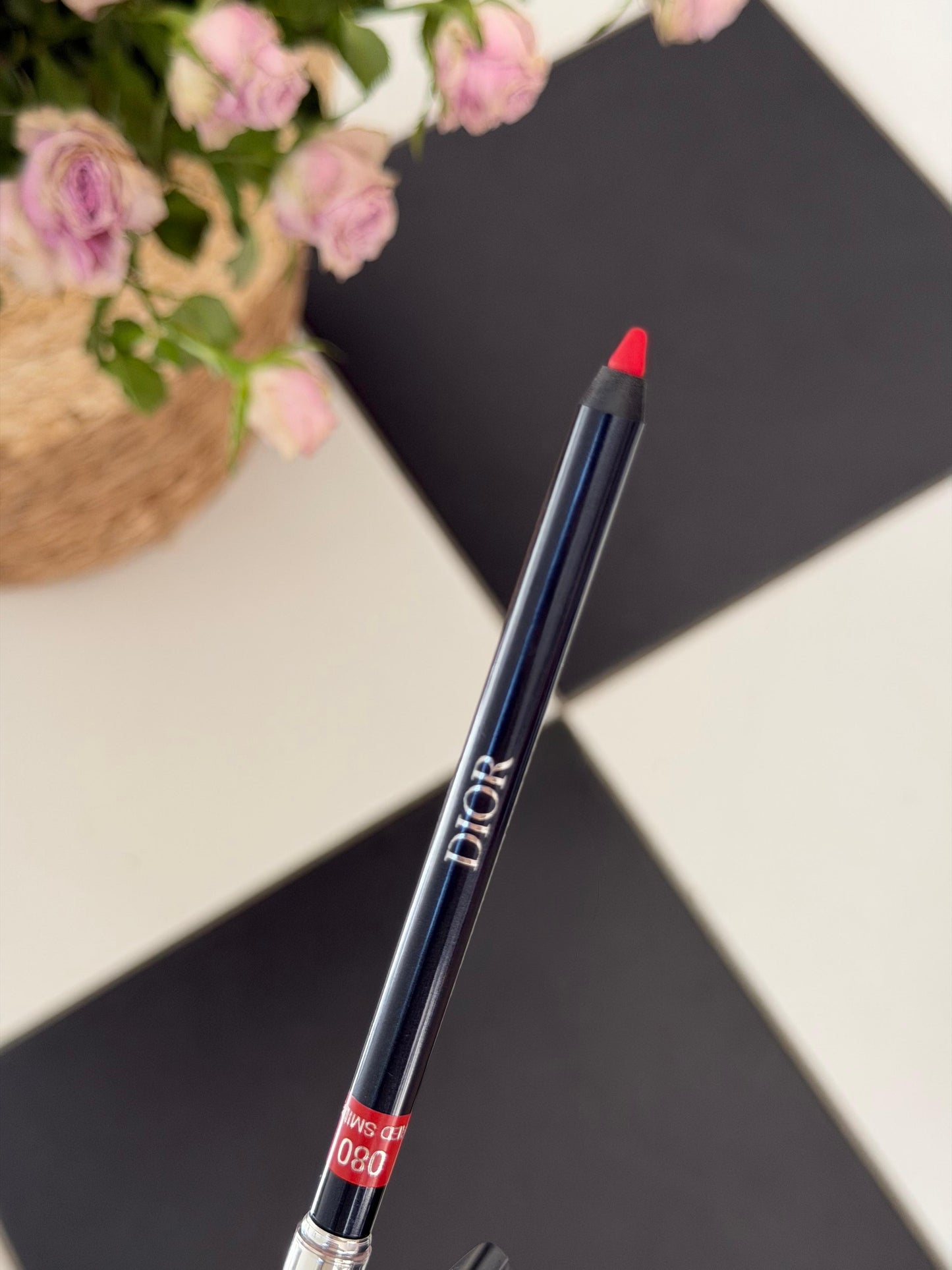 DIOR Rouge Dior Contour Lip Liner (080)
No-Transfer - Comfort and Long Wear