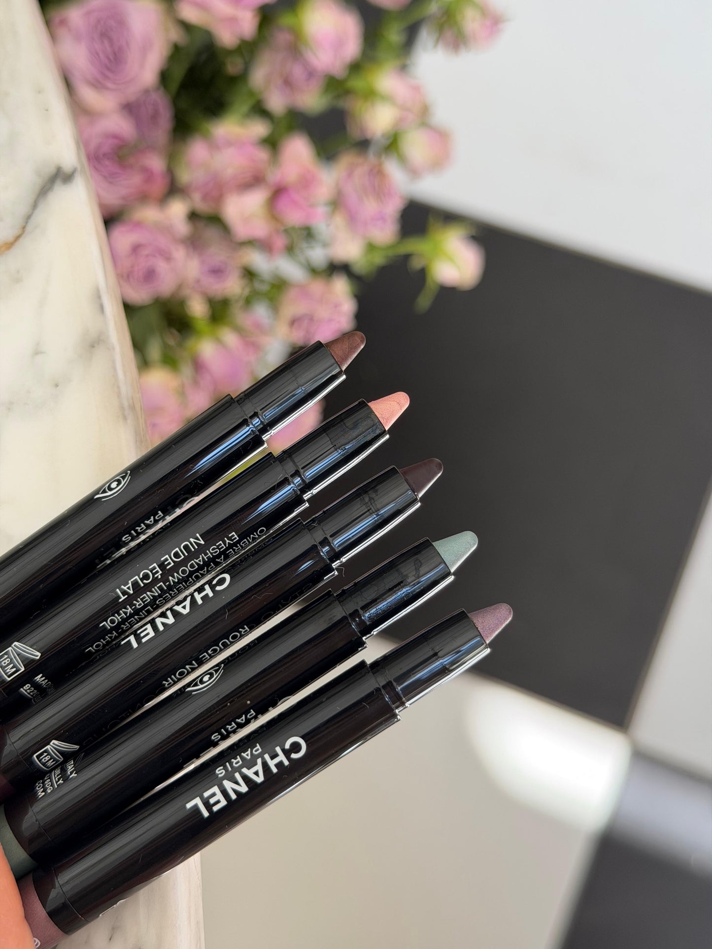CHANEL Stylo Ombre Et Contour (08)
Eyeshadow – Liner – Khôl