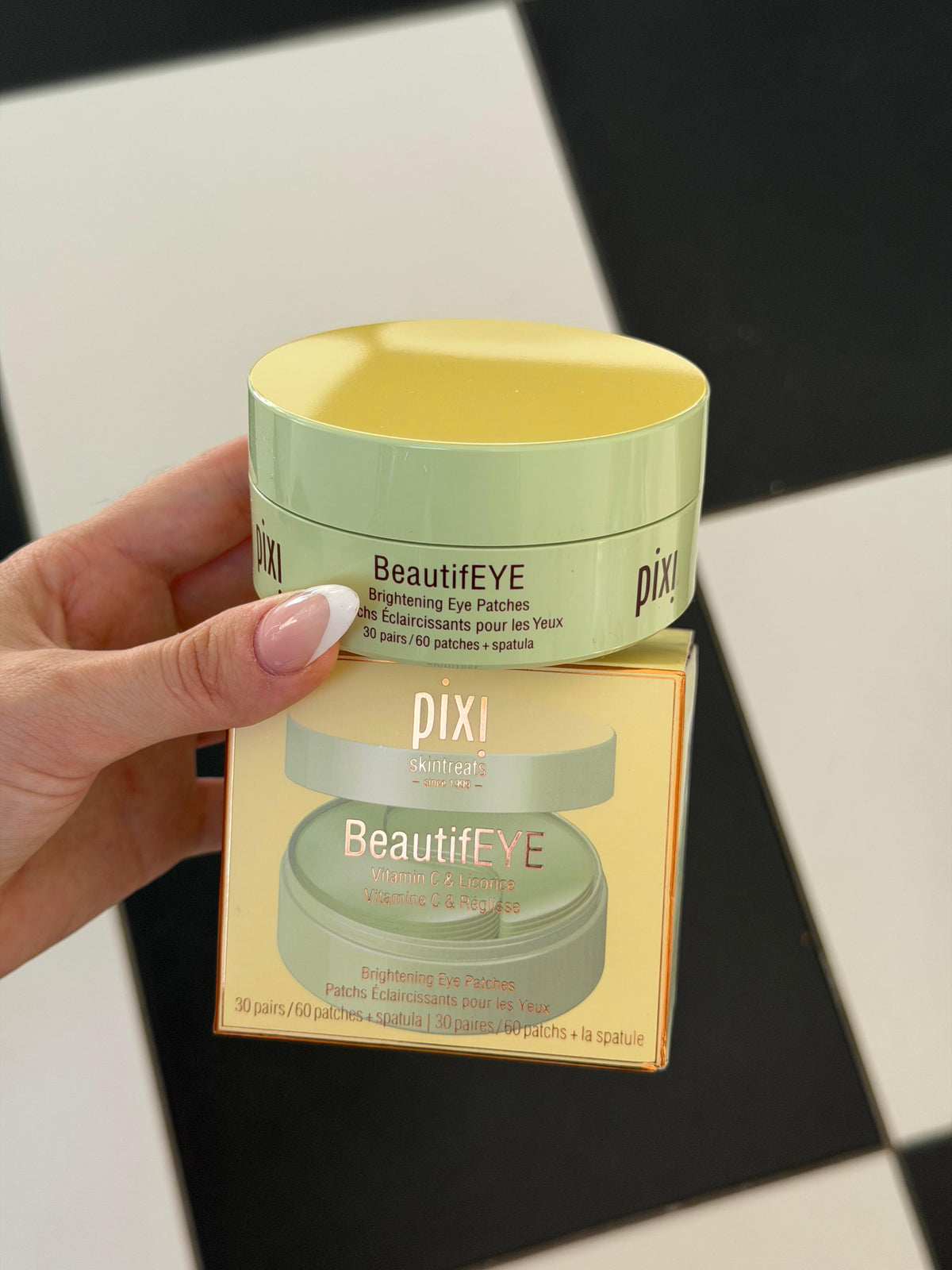 PIXI Beautifeye
Vitamin C & Licorice
Brightening Eye Patches