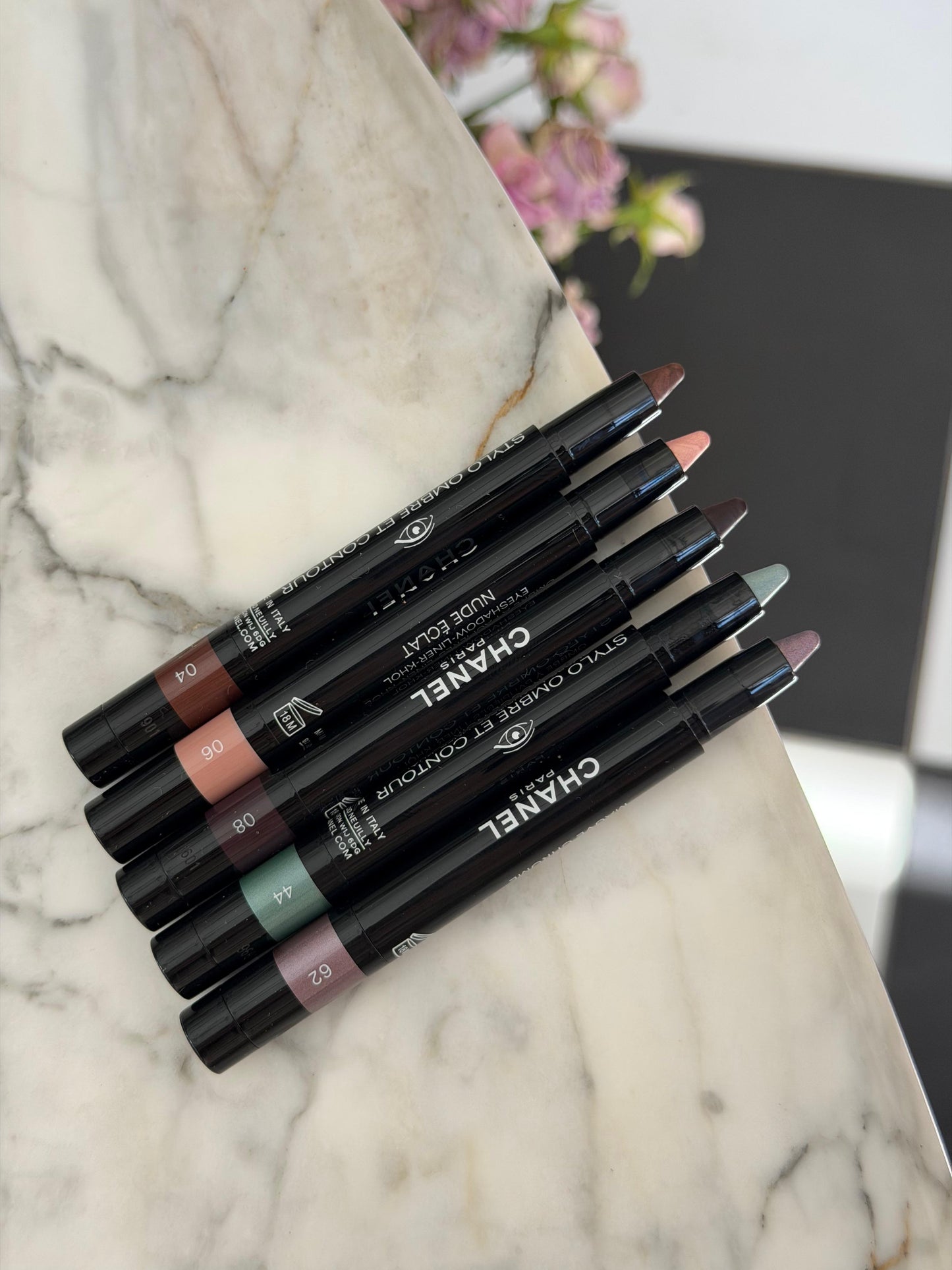 CHANEL Stylo Ombre Et Contour (62)
Eyeshadow – Liner – Khôl (Copy)