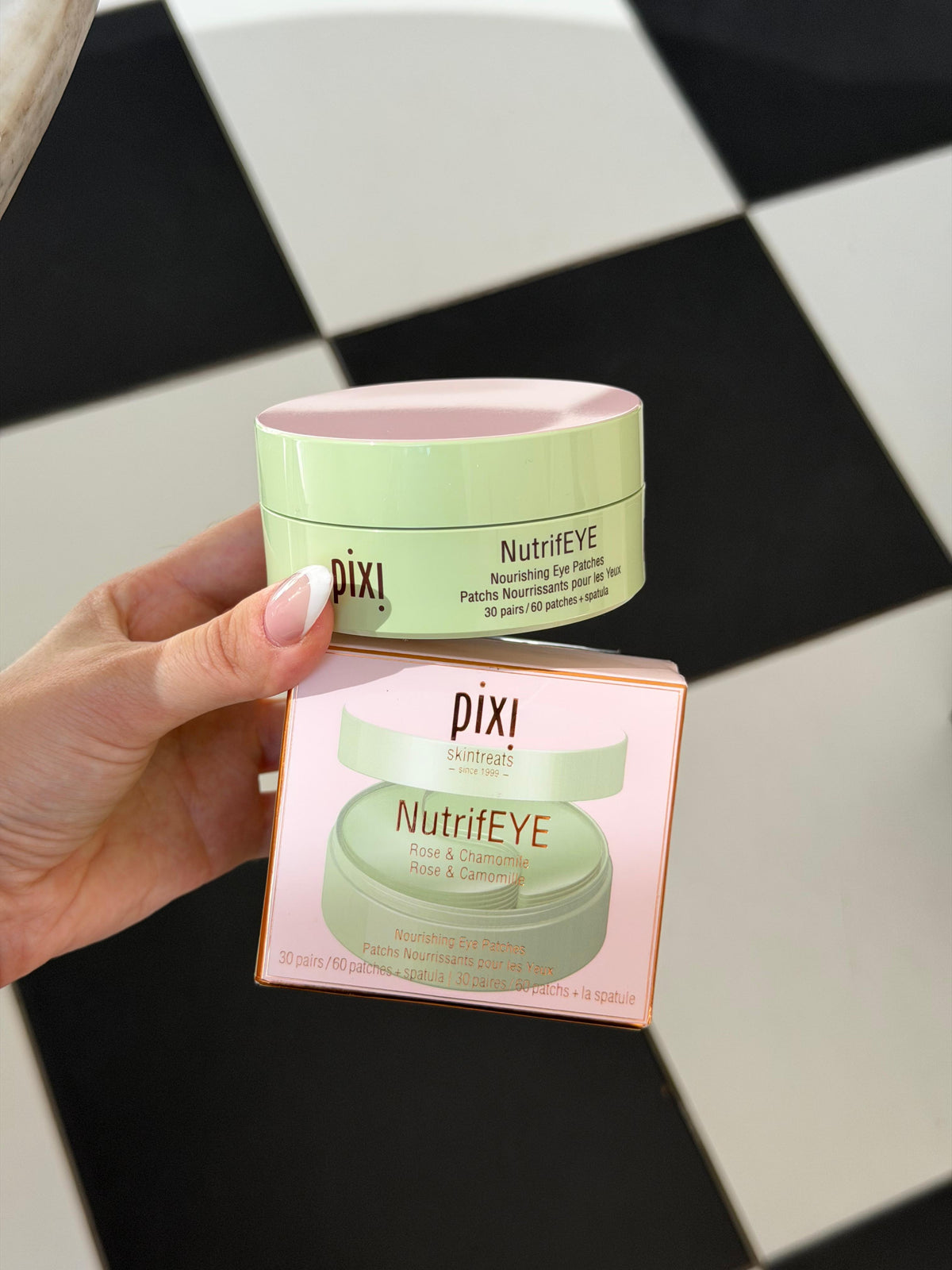 PIXI Nutrifeye
Rose & Chamomille
Nourishing Eye Patches