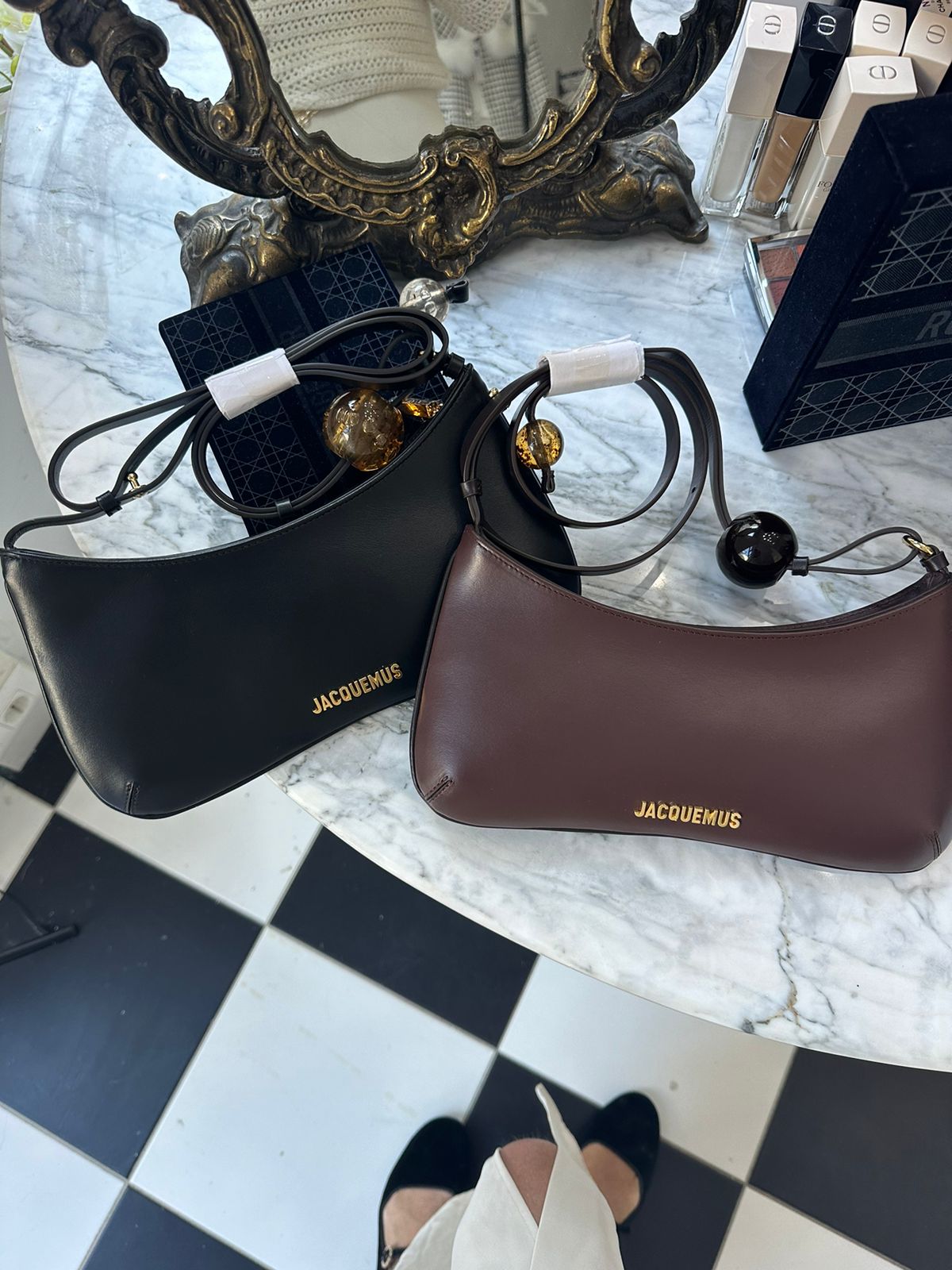 JACQUEMUS Bags - Le Bisou Perle - Black