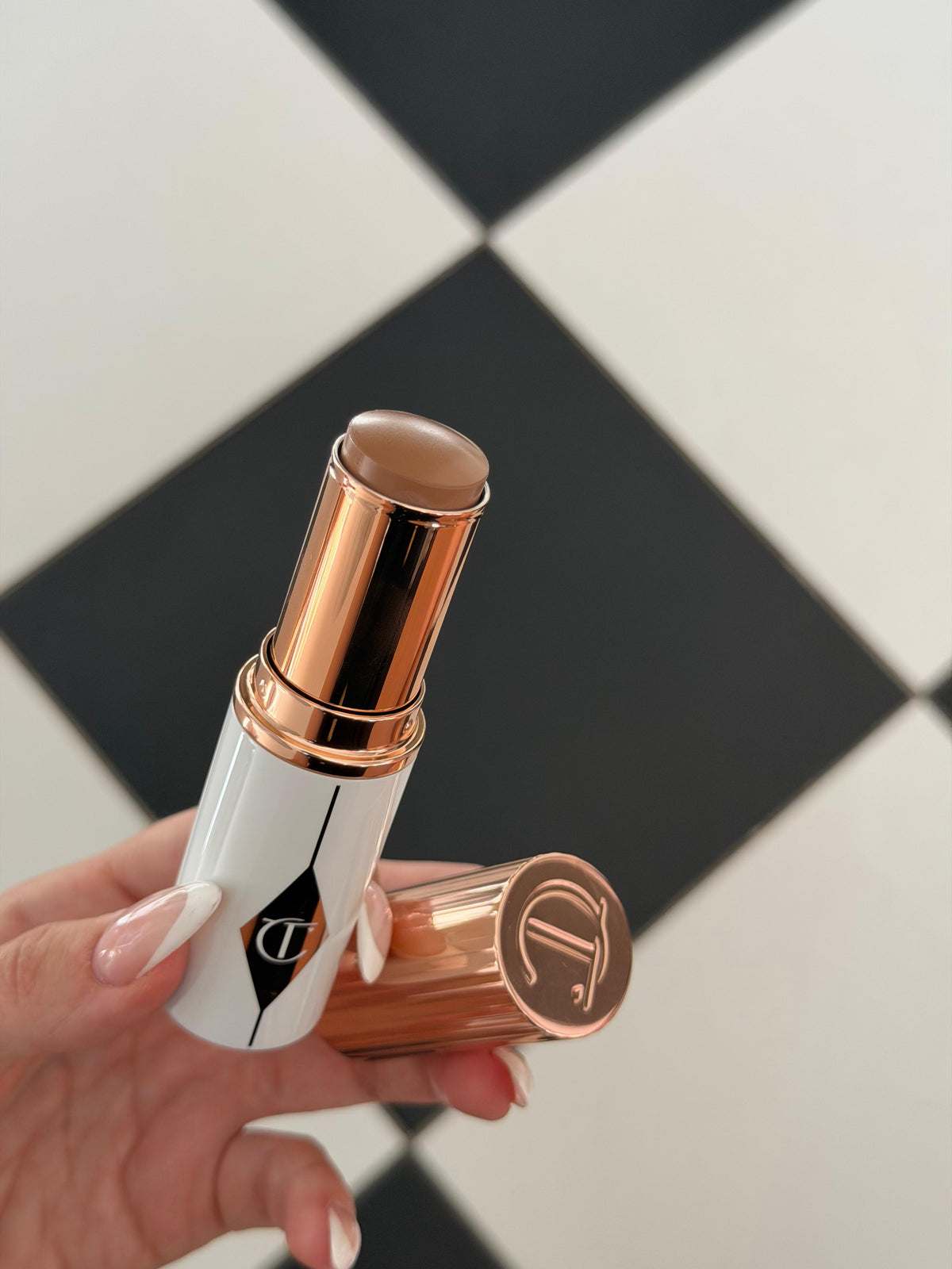 CHARLOTTE TILBURY Unreal Skin Sheer Glow Tint - Hydrating Foundation Stick (9)