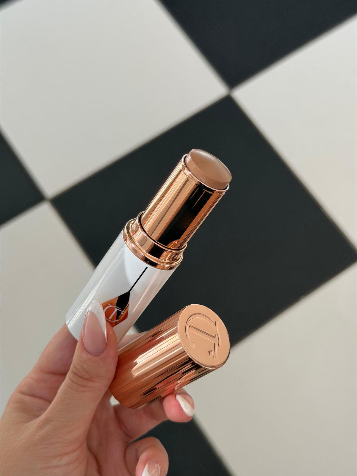CHARLOTTE TILBURY Unreal Skin Sheer Glow Tint - Hydrating Foundation Stick (9)