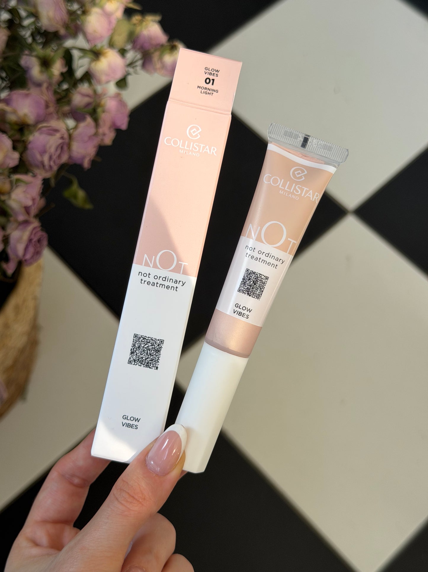 COLLISTAR Not Glow Vibes
Liquid Highlighter (01)