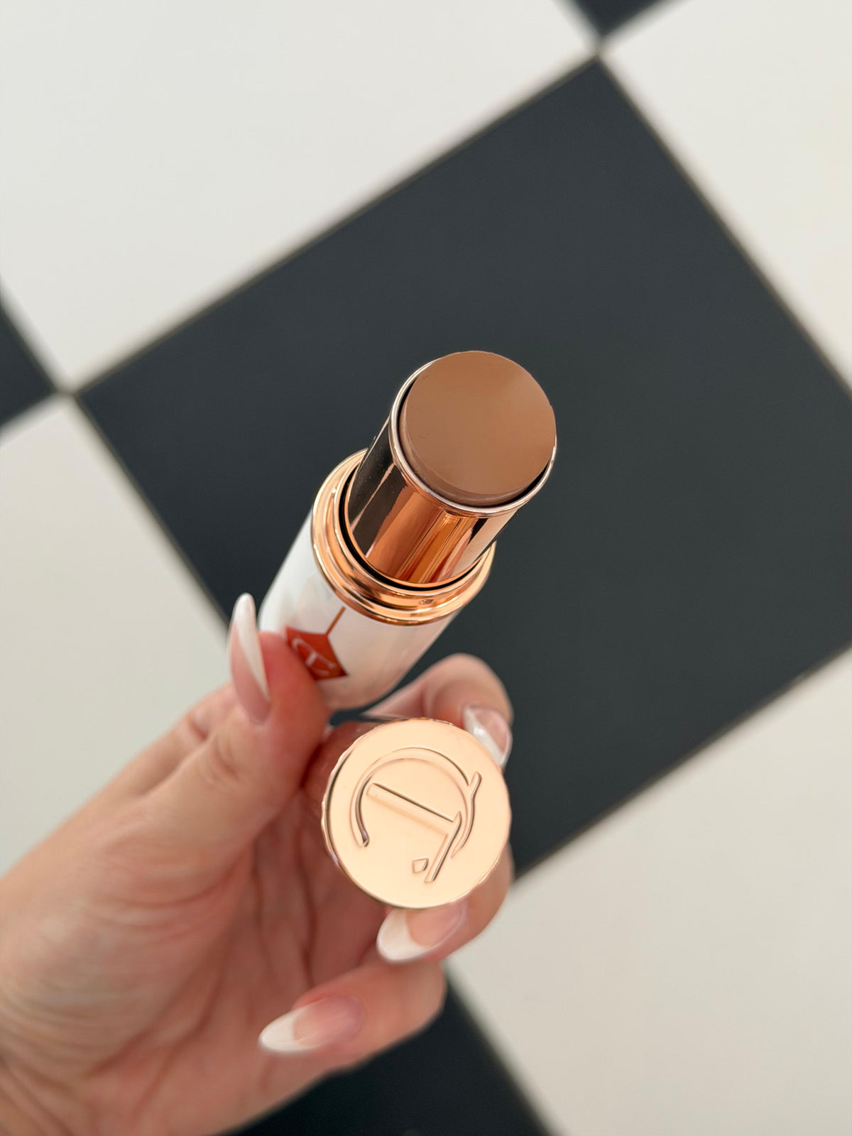 CHARLOTTE TILBURY Unreal Skin Sheer Glow Tint - Hydrating Foundation Stick (9)