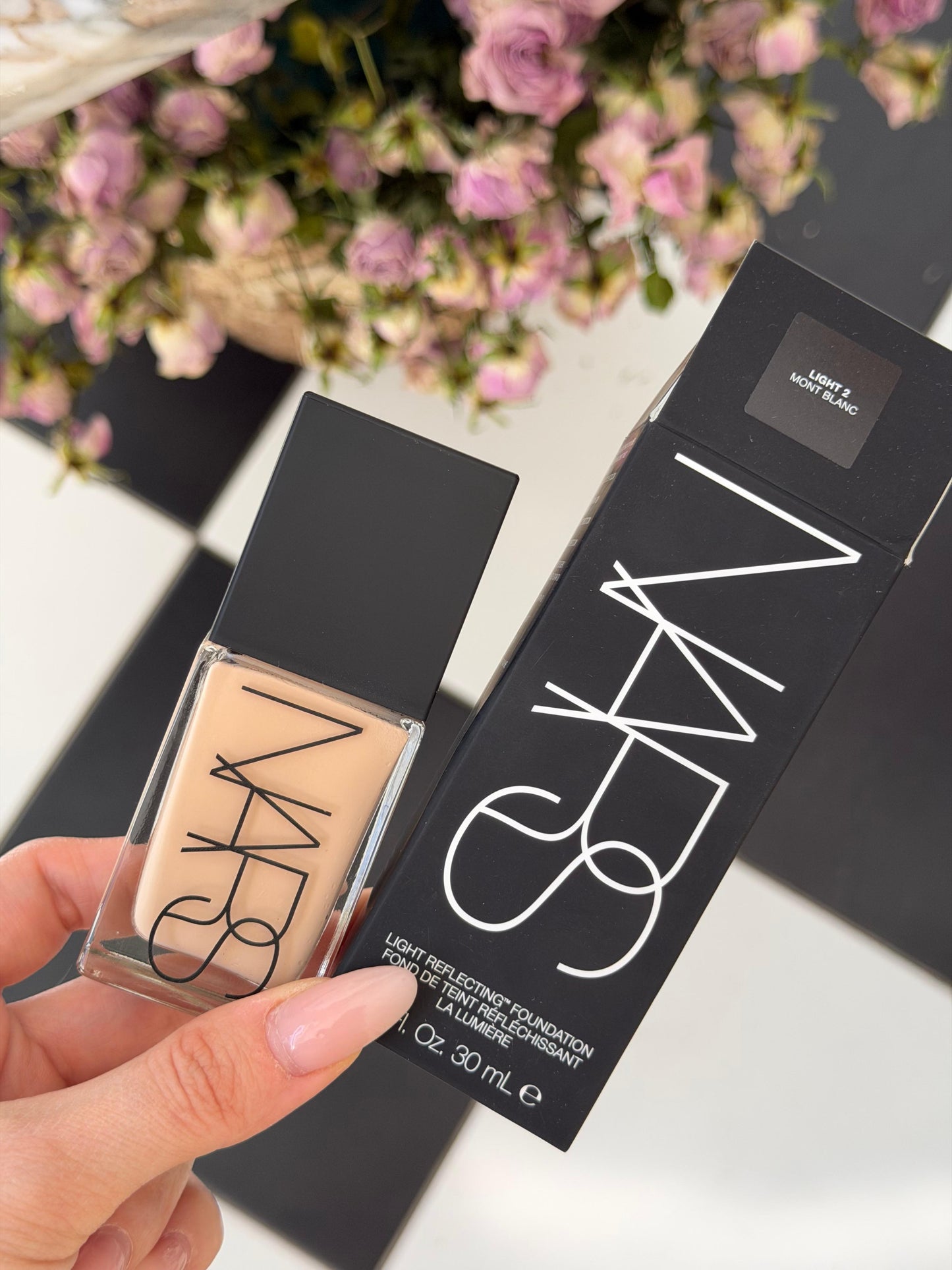 NARS Light Reflecting™ Advanced Skincare Foundation - Light 2