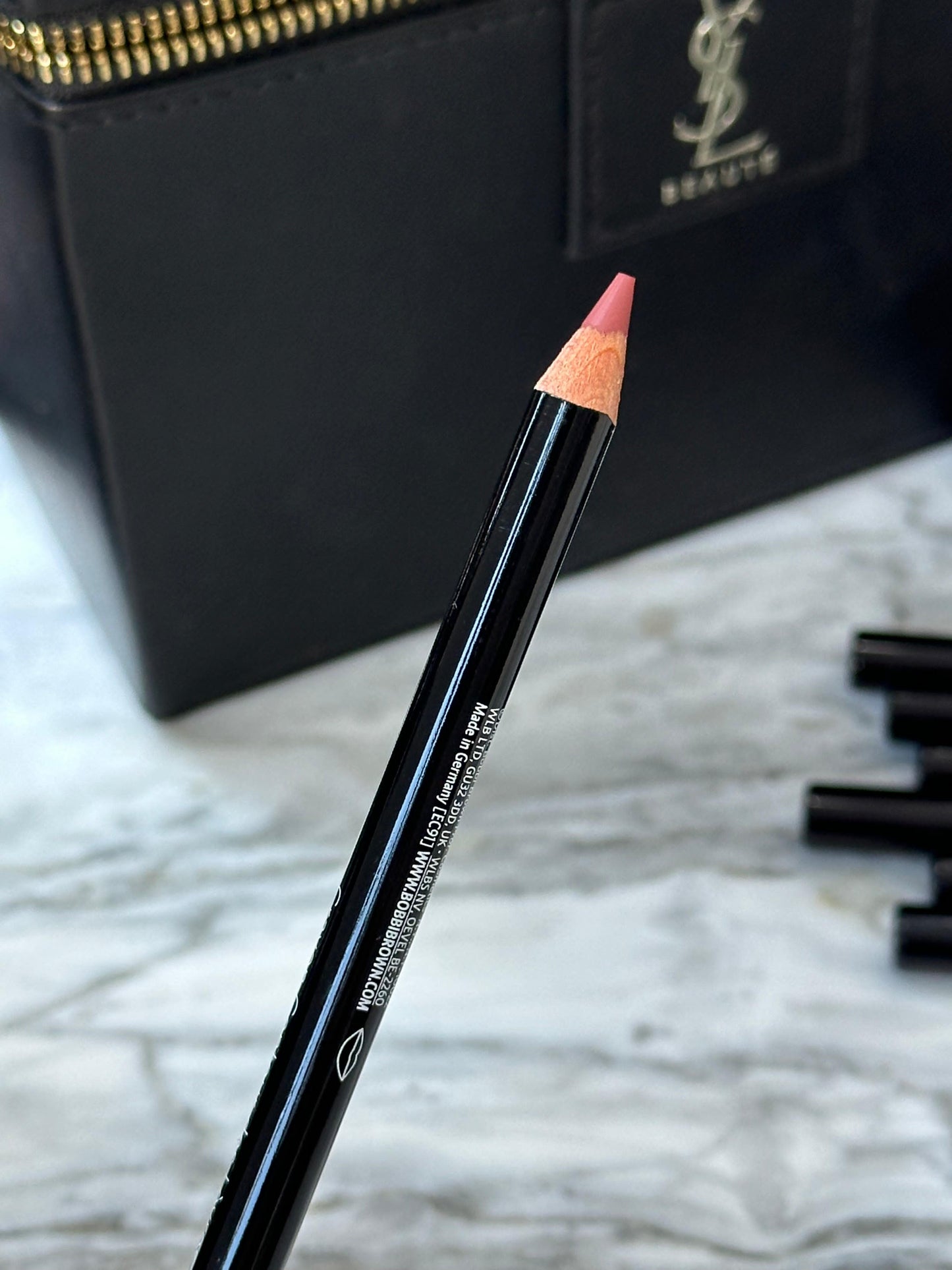 BOBBI BROWN
Lip Liner Pencil - Pink Mauve
