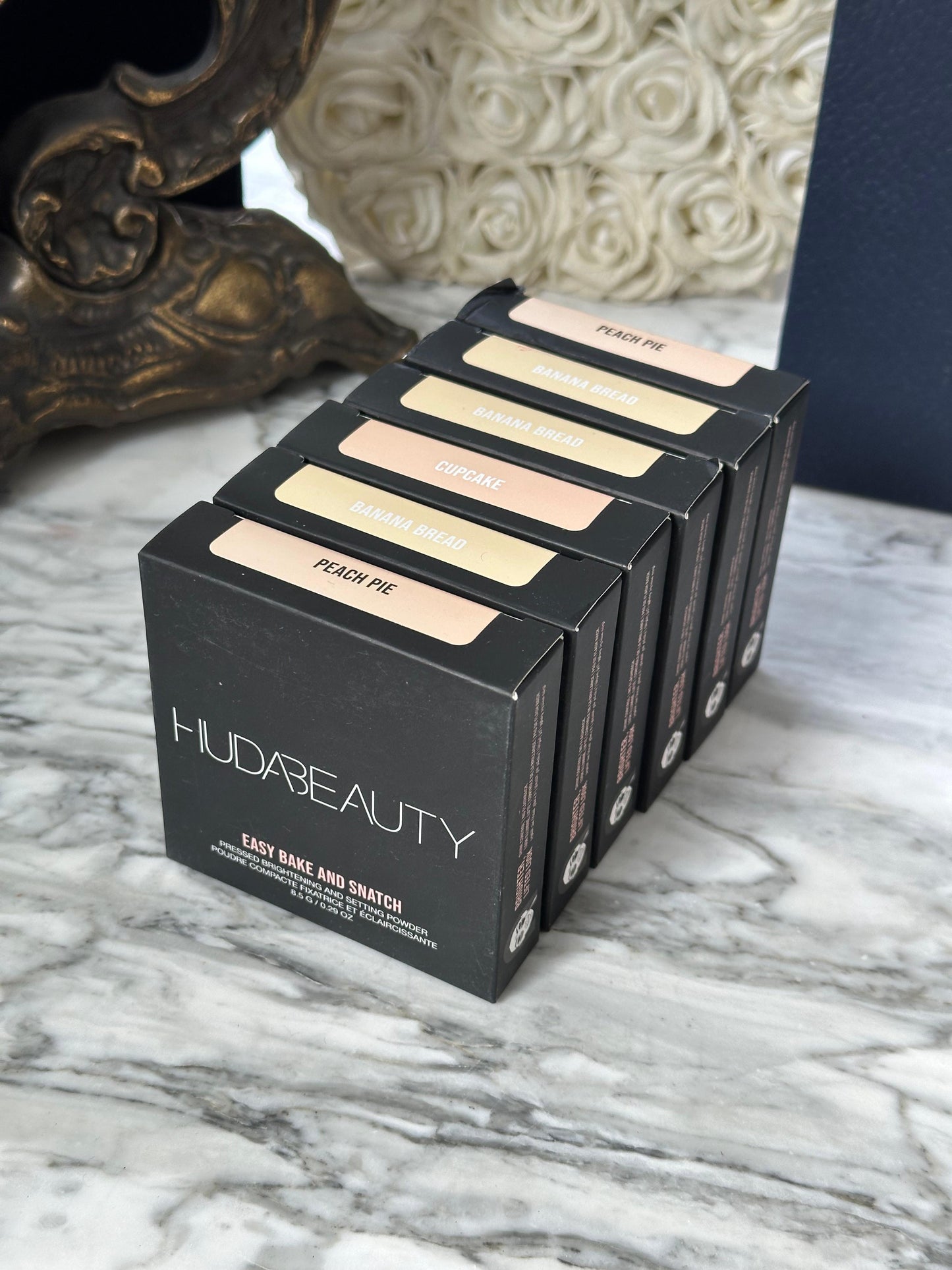 HUDA BEAUTY Easy Bake and Snatch Pressed Brightening and Setting Powder - Cherry Blossom Cake