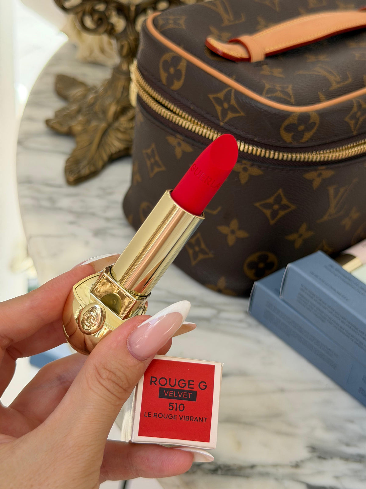 GUERLAIN Rouge G Velvet
Lipstick (510)