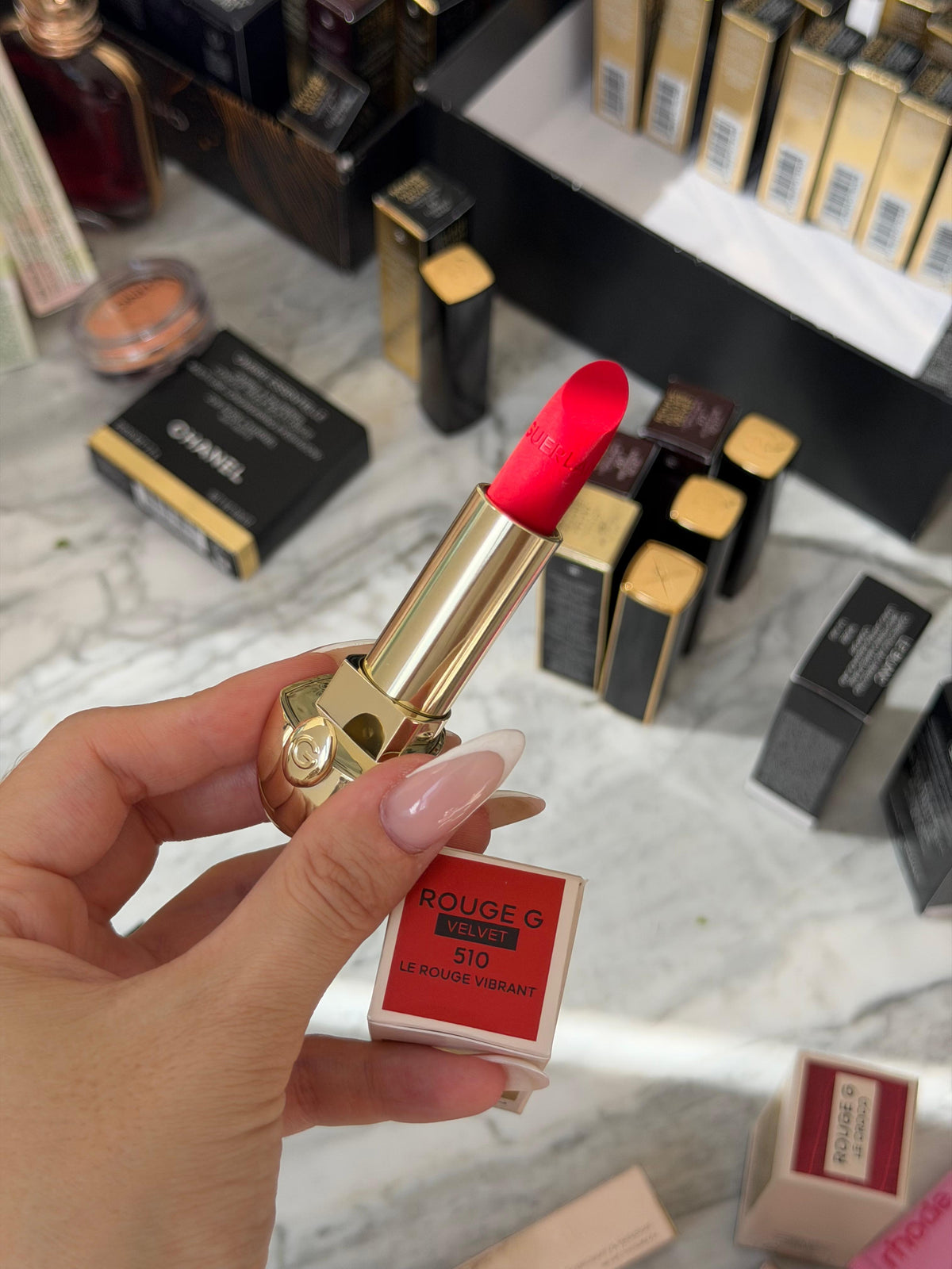 GUERLAIN Rouge G Velvet
Lipstick (510)