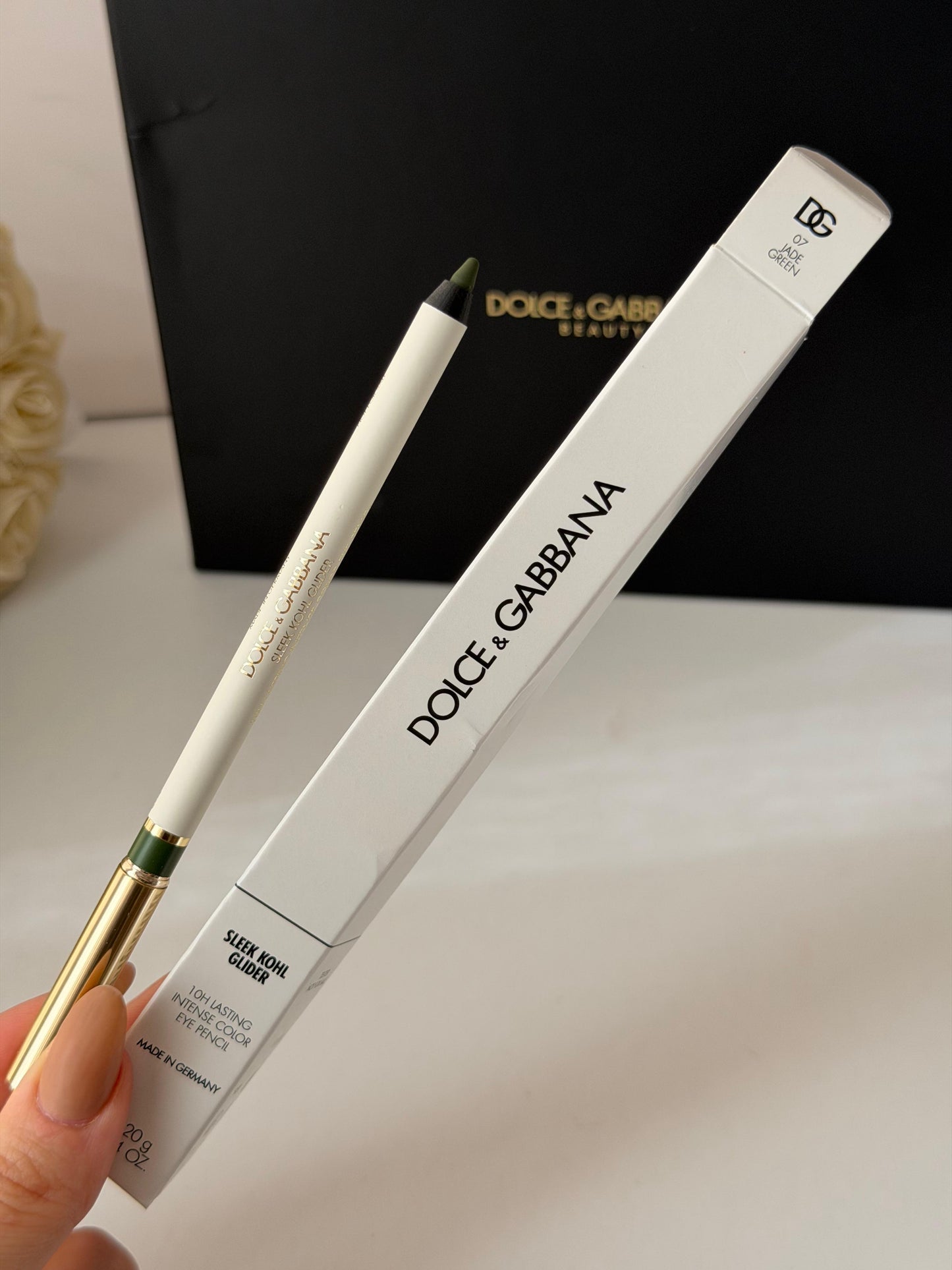 DOLCE&GABBANA Sleek Khol Glider 
10H Lasting Intense Color Eye Pencil (07)